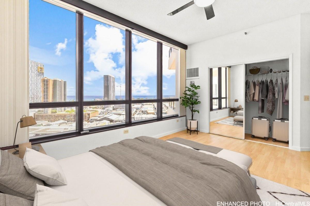 Imperial Plaza condo # 1802, Honolulu, Hawaii - photo 8 of 25