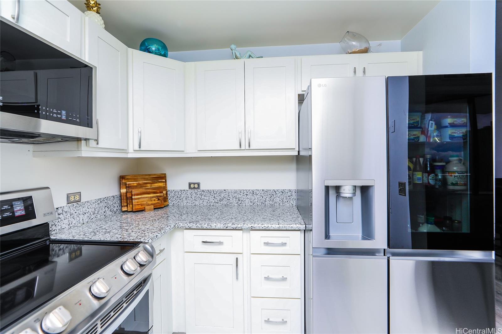 Imperial Plaza condo # 2601, Honolulu, Hawaii - photo 12 of 25