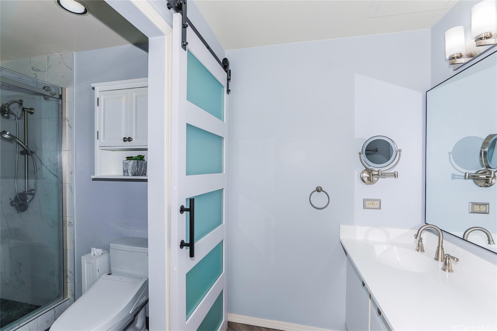 Imperial Plaza condo # 2601, Honolulu, Hawaii - photo 17 of 25