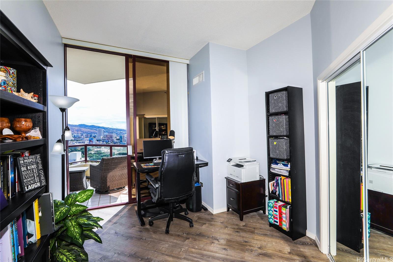 Imperial Plaza condo # 2601, Honolulu, Hawaii - photo 20 of 25