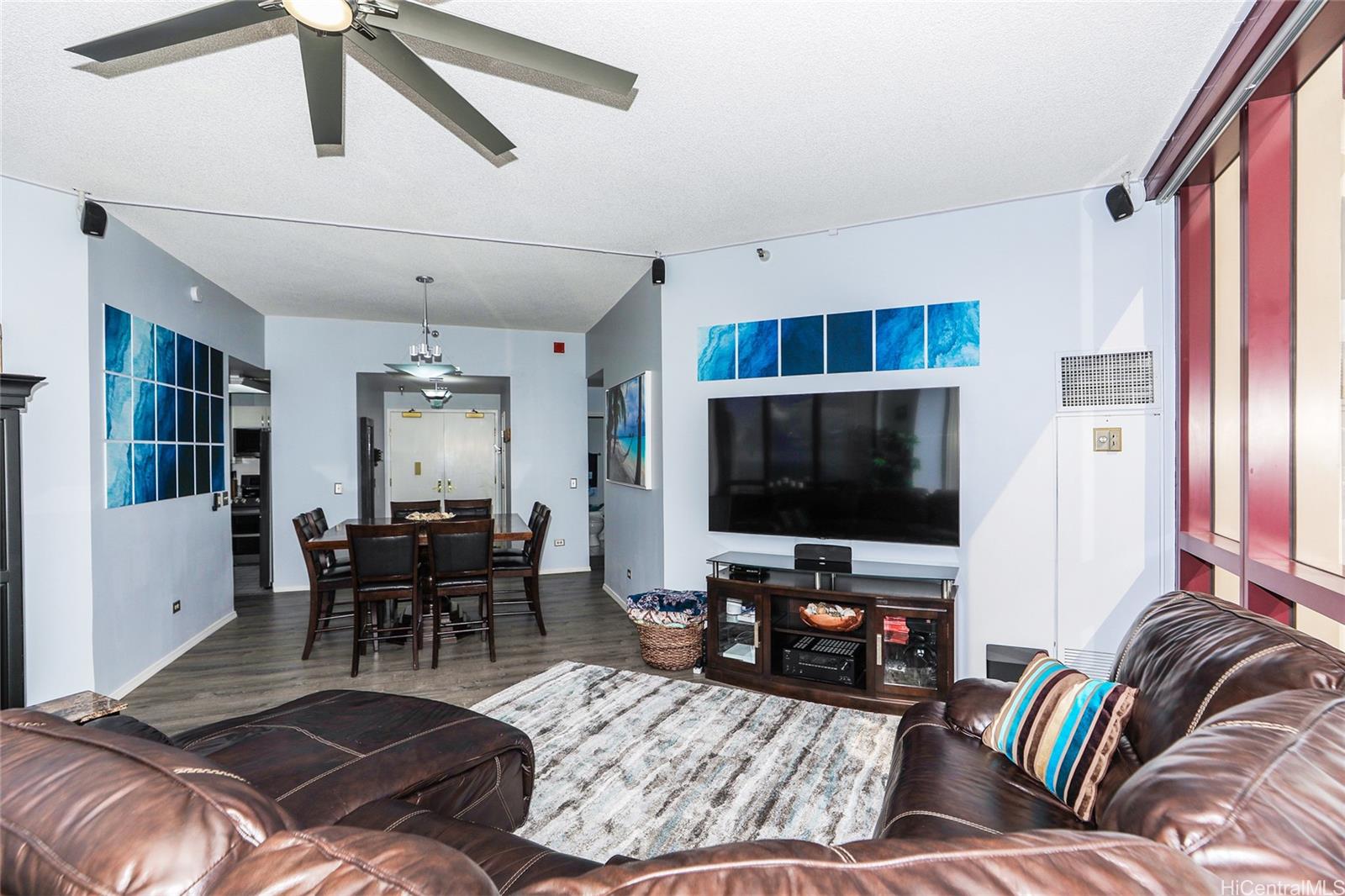 Imperial Plaza condo # 2601, Honolulu, Hawaii - photo 6 of 25