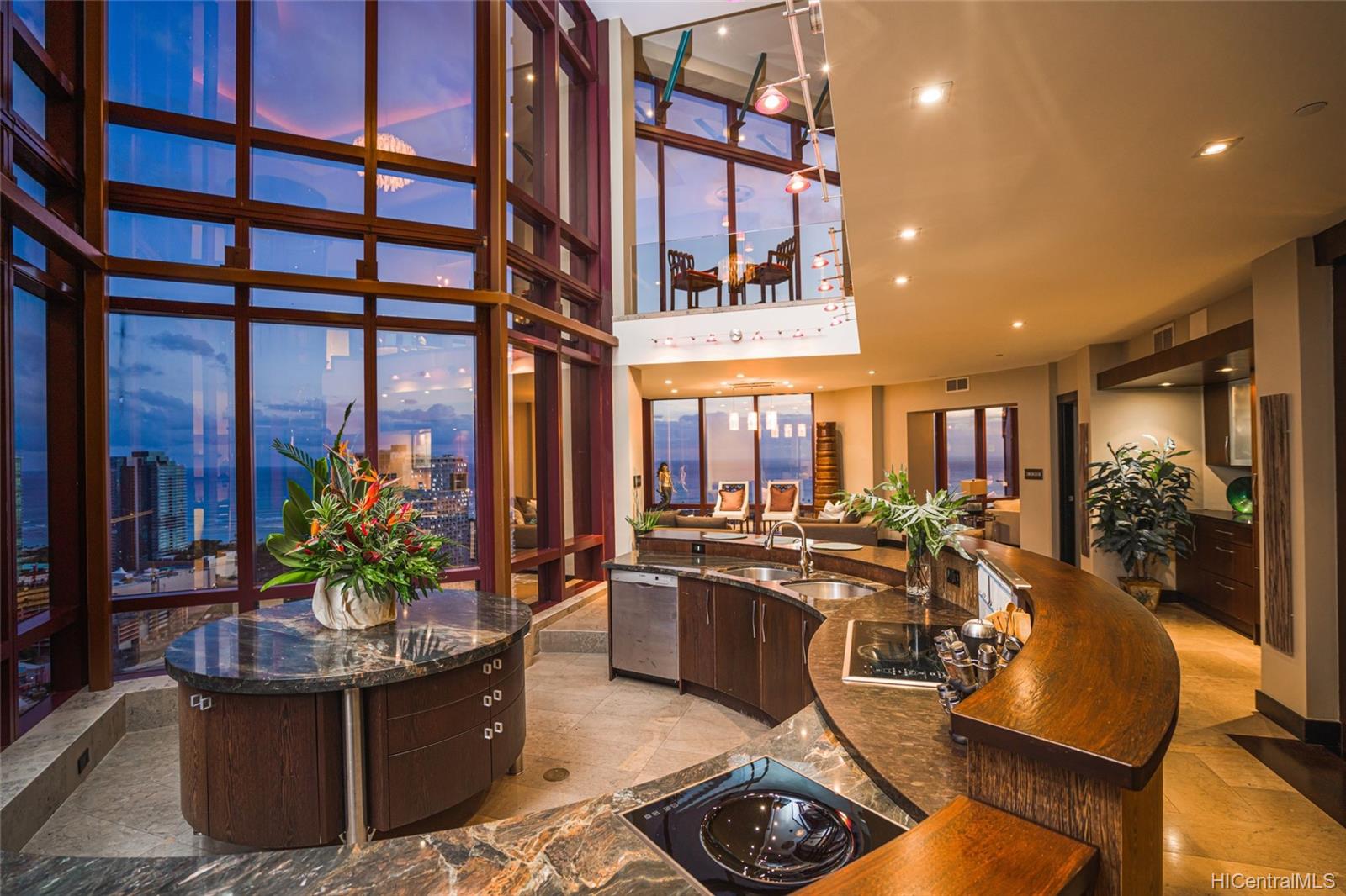 Imperial Plaza 3901, 725 Kapiolani Blvd, Honolulu Kakaako