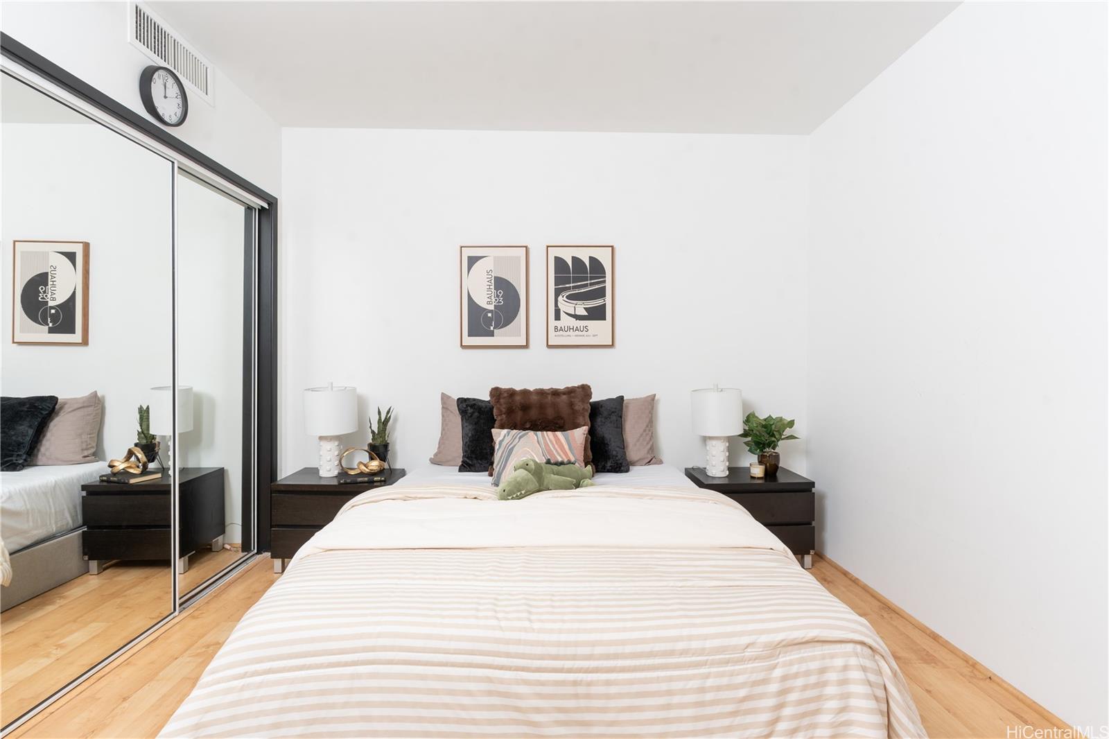 725 Kapiolani Blvd townhouse # 617, Honolulu, Hawaii - photo 15 of 18