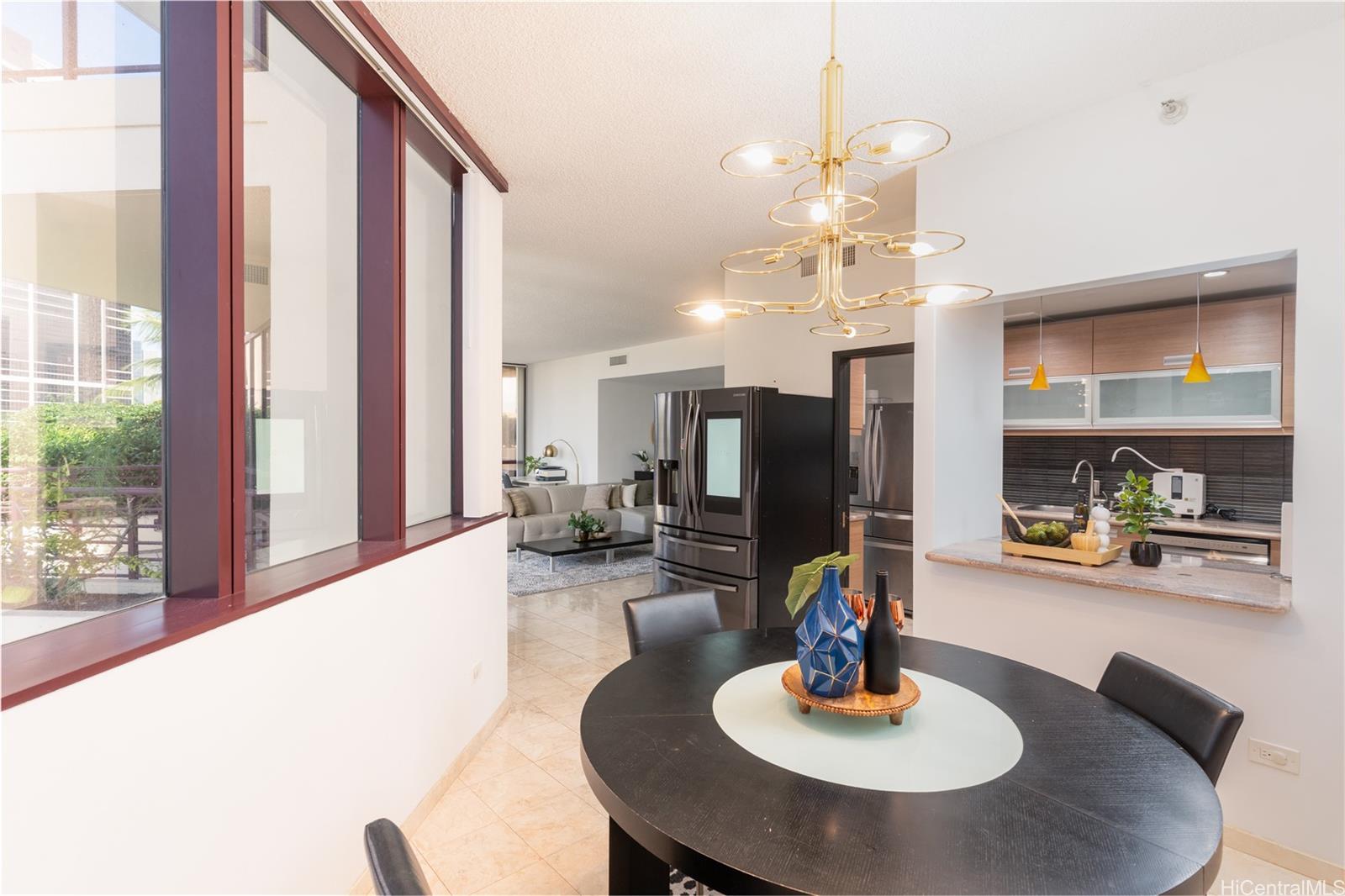 725 Kapiolani Blvd townhouse # 617, Honolulu, Hawaii - photo 7 of 18