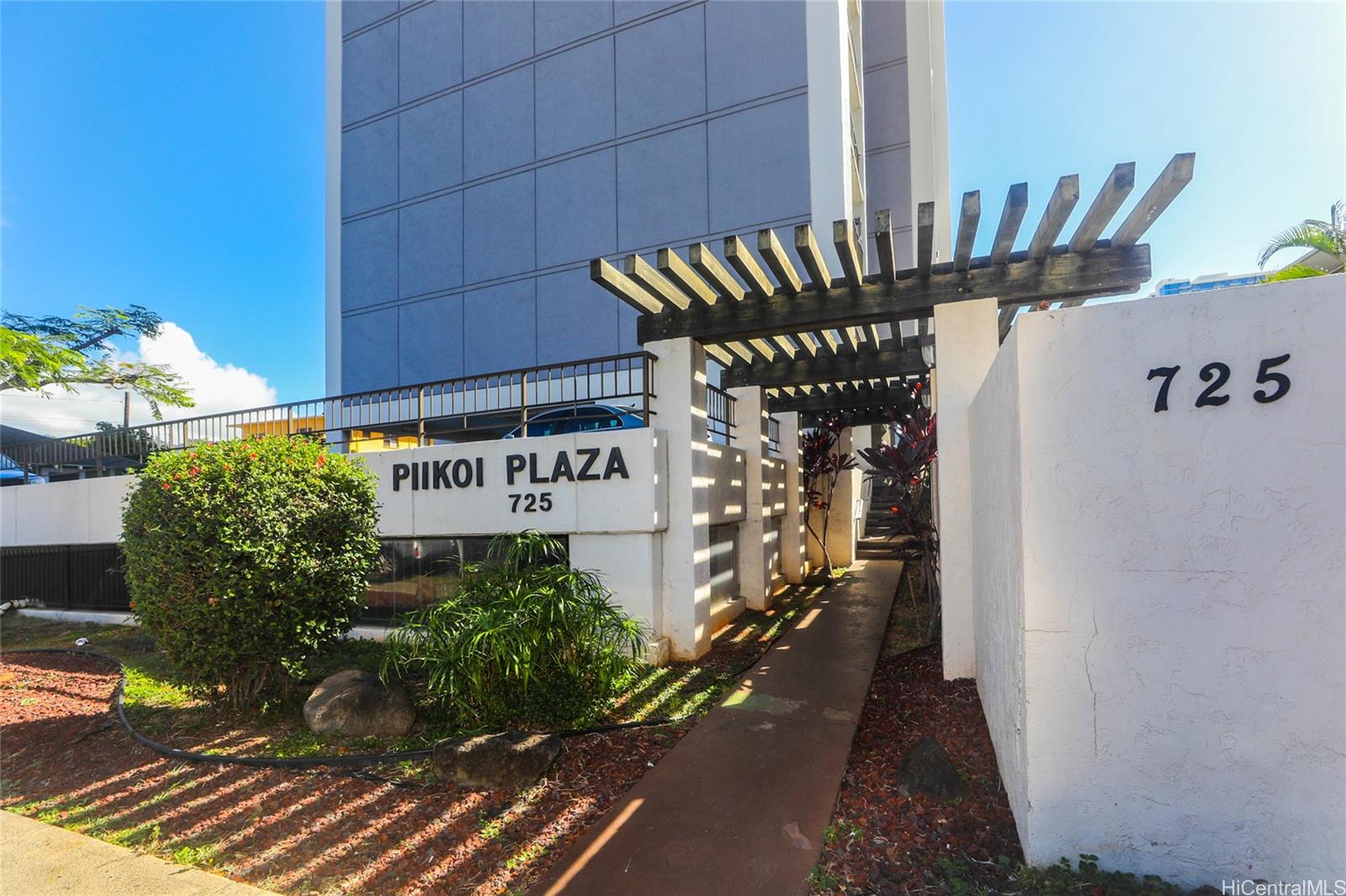 Piikoi Plaza condo # 1105, Honolulu, Hawaii - photo 2 of 22