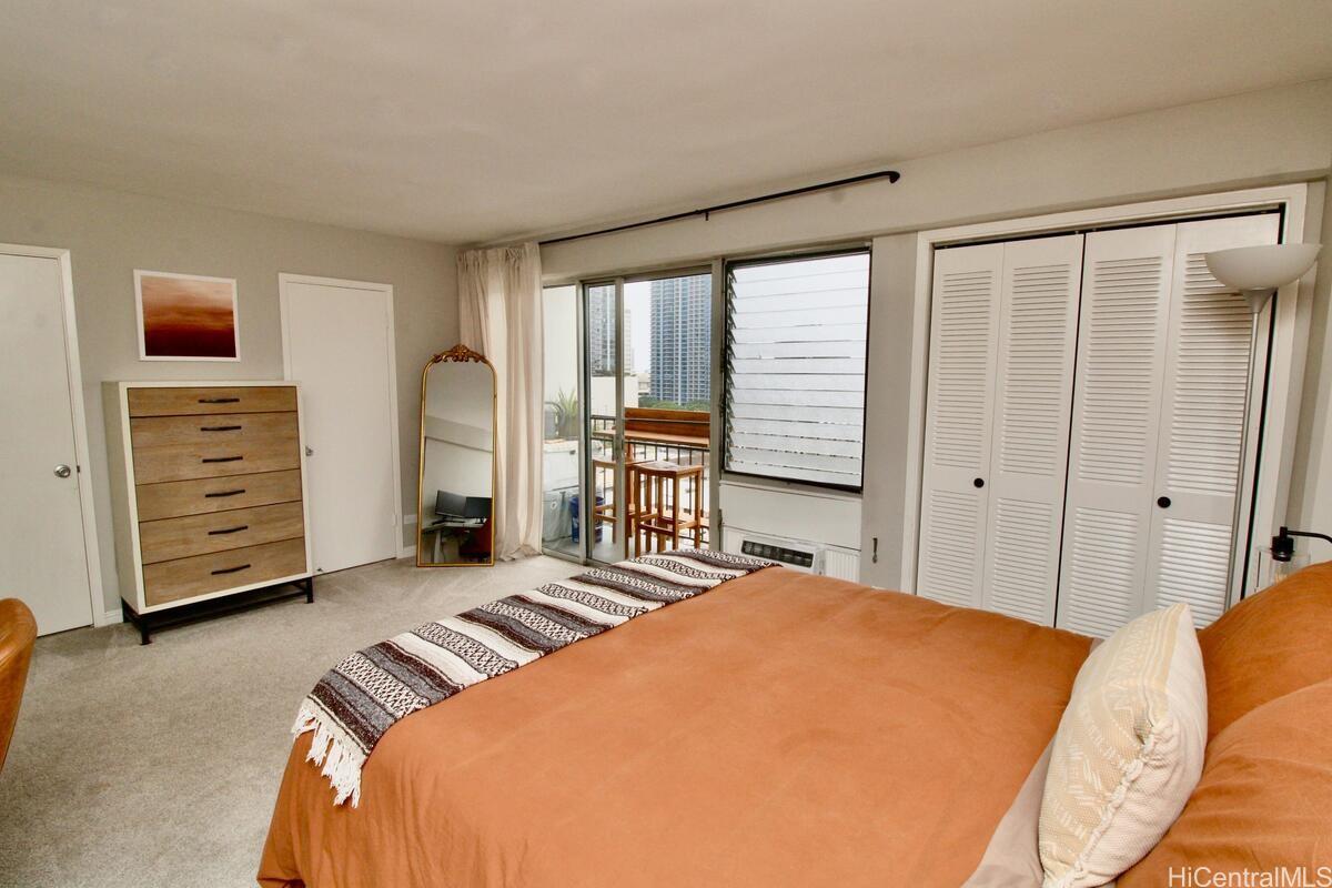 Piikoi Plaza condo # 1106, Honolulu, Hawaii - photo 19 of 25