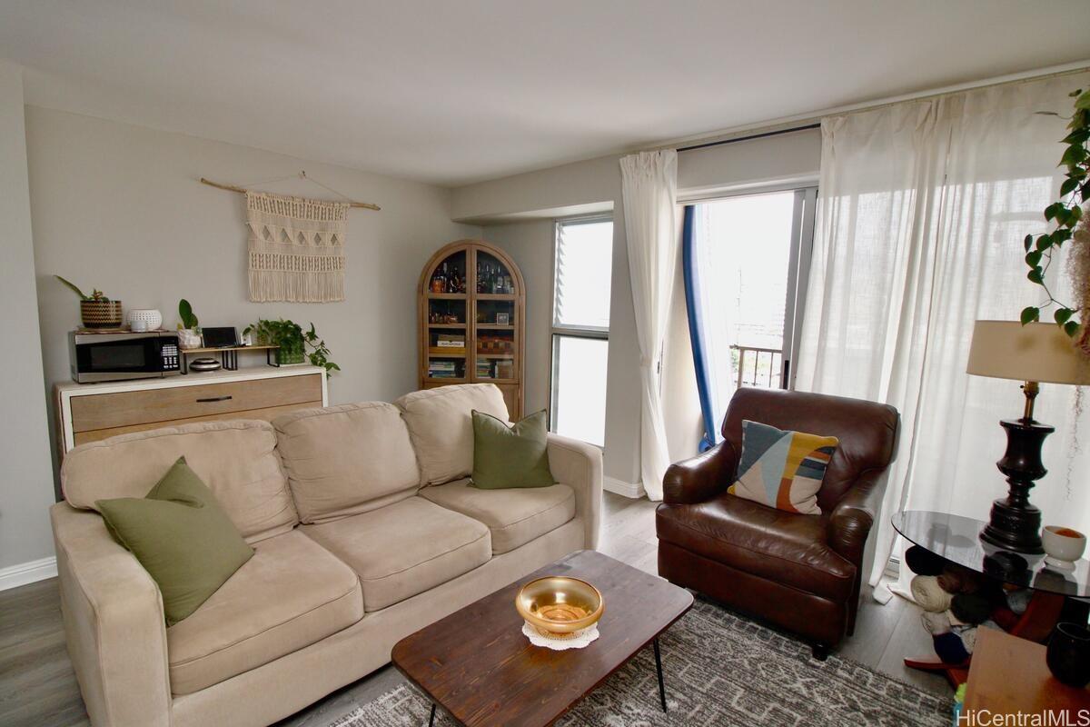 Piikoi Plaza condo # 1106, Honolulu, Hawaii - photo 7 of 25