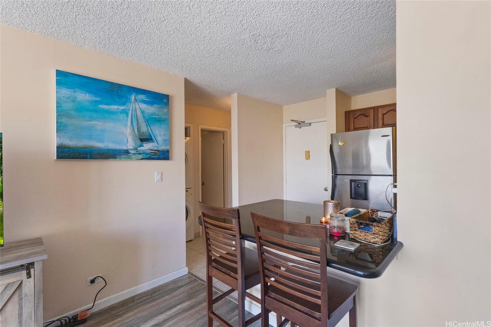 Piikoi Plaza condo # 803, Honolulu, Hawaii - photo 16 of 20