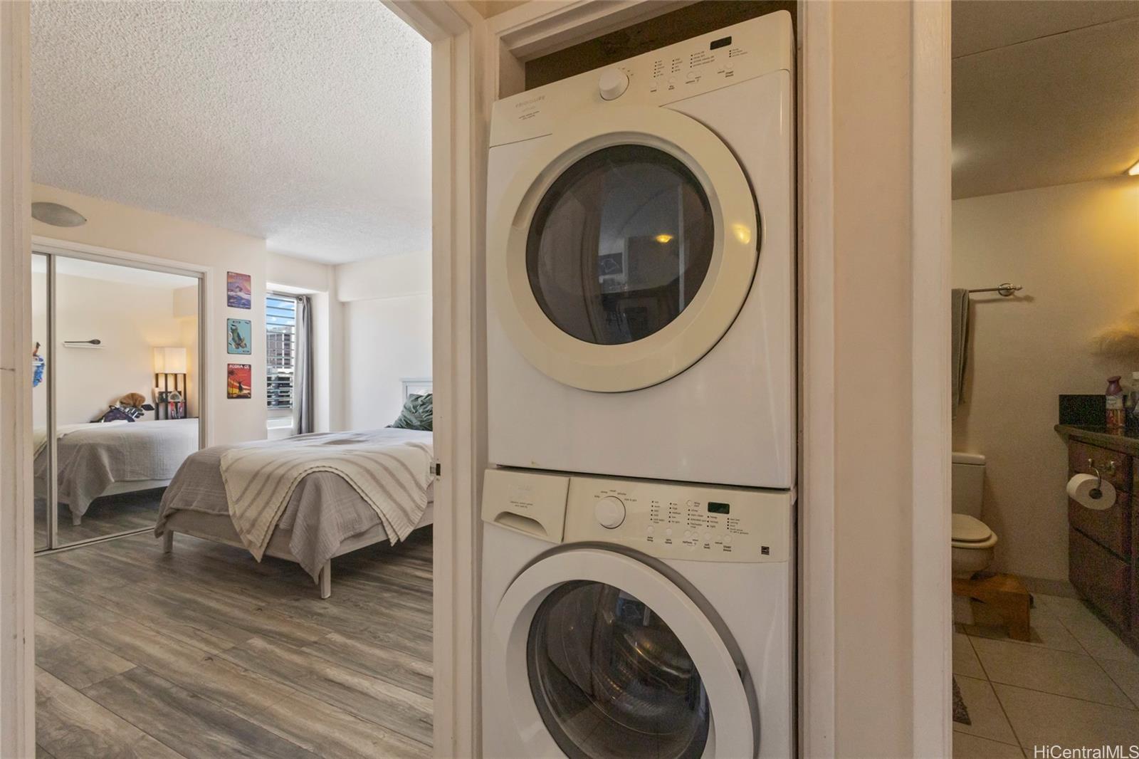 Piikoi Plaza condo # 803, Honolulu, Hawaii - photo 17 of 20