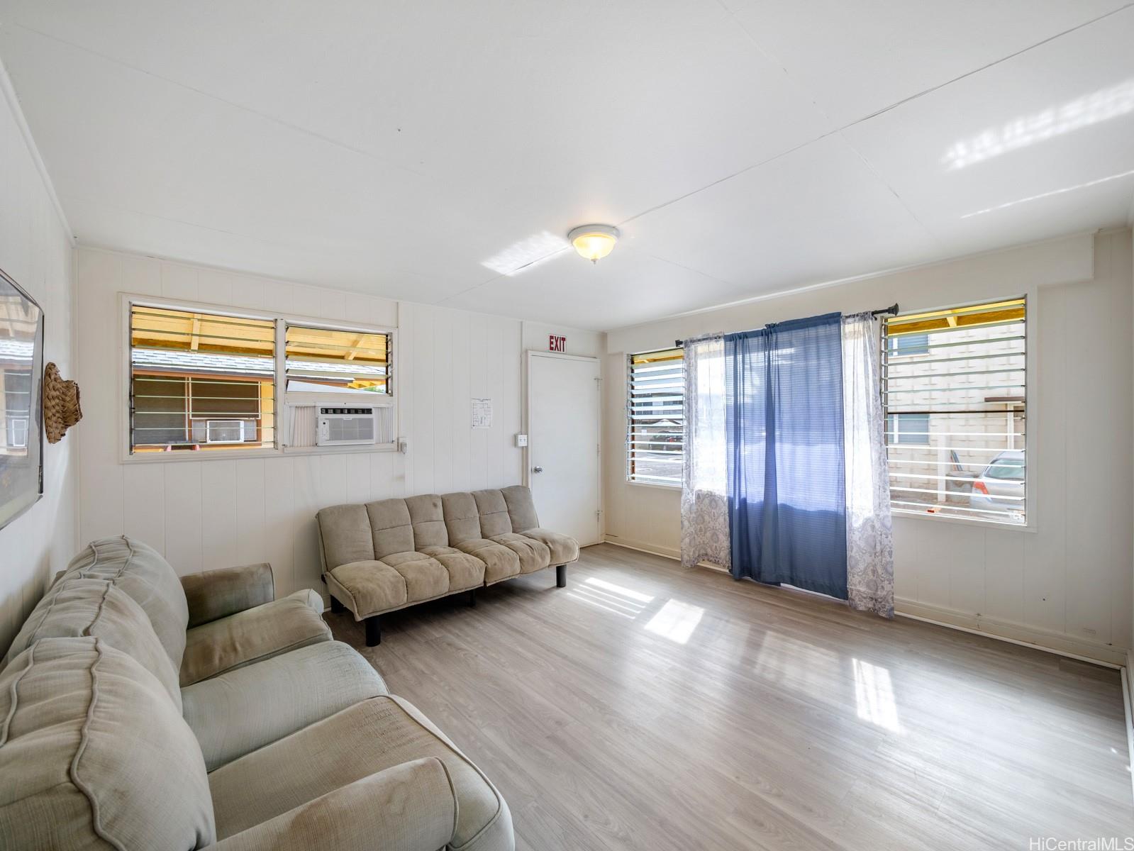 726 Menehune Lane Honolulu - Multi-family - photo 11 of 25