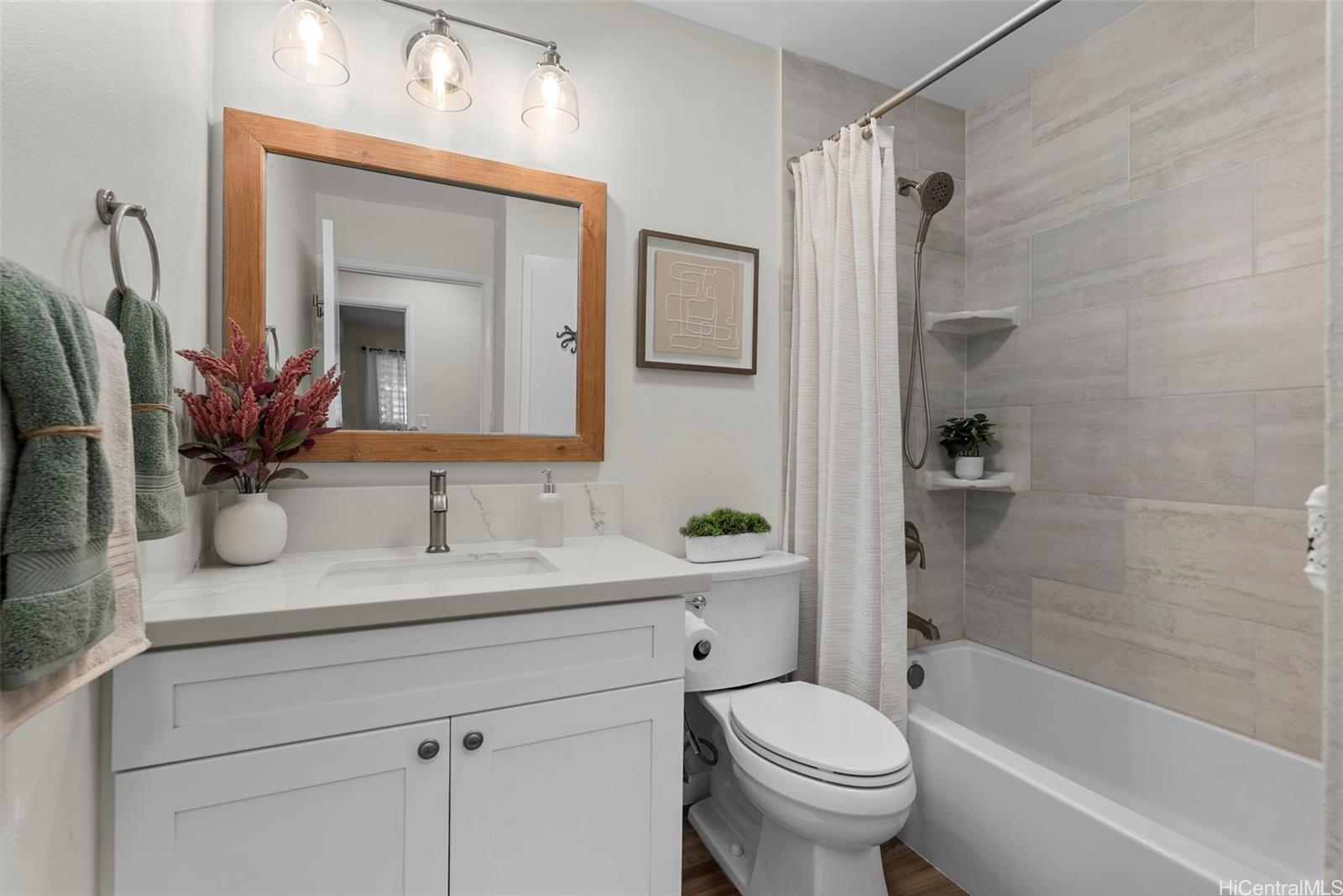 7263  Anakua Street Koko Head Terrace, Hawaii Kai home - photo 21 of 25