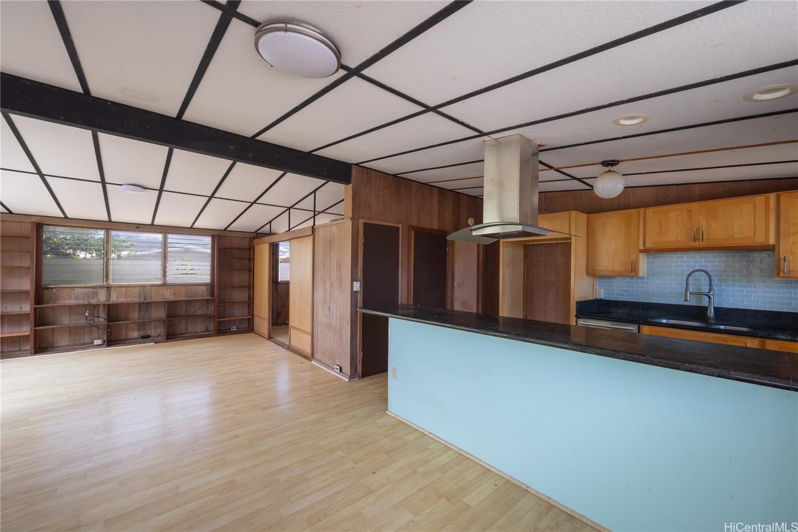 7272  Kauhako Street Koko Head Terrace, Hawaii Kai home - photo 4 of 13
