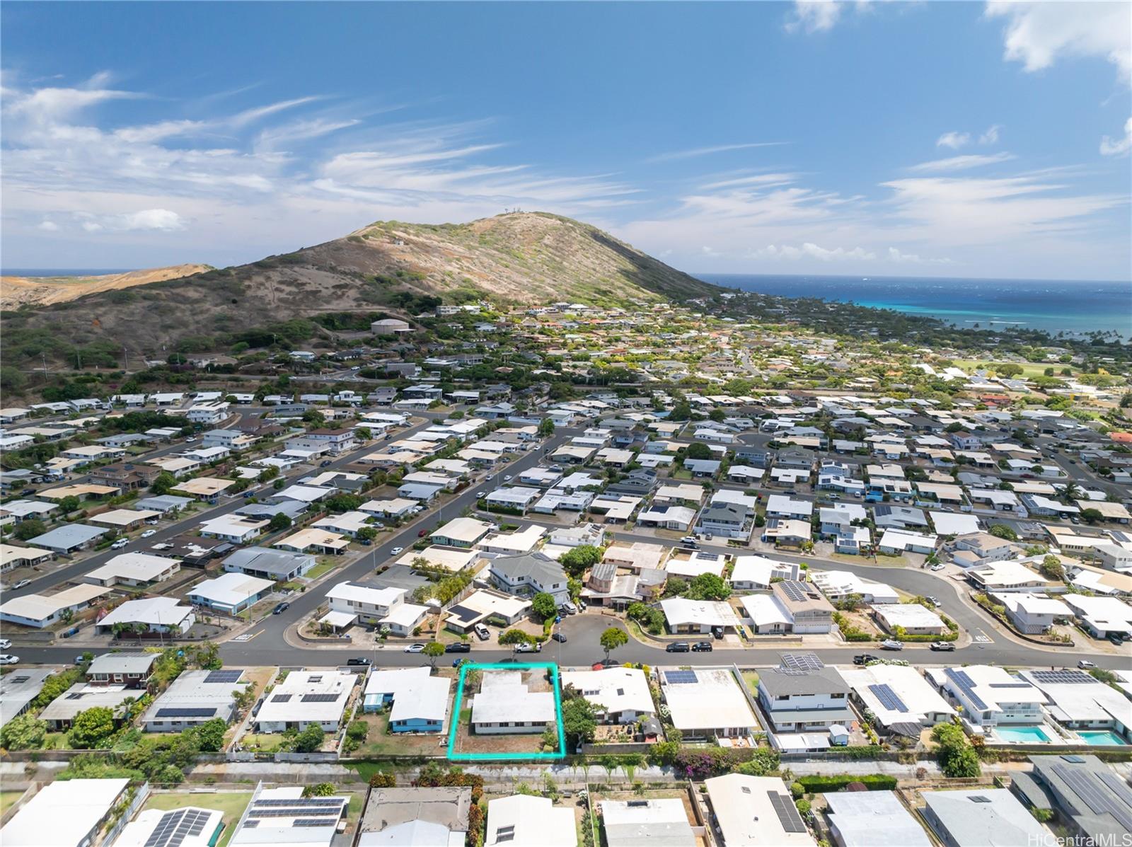 7272  Kauhako Street Koko Head Terrace, Hawaii Kai home - photo 10 of 13