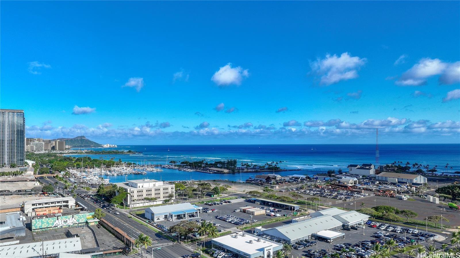 Kaliu condo # 2501, Honolulu, Hawaii - photo 10 of 15