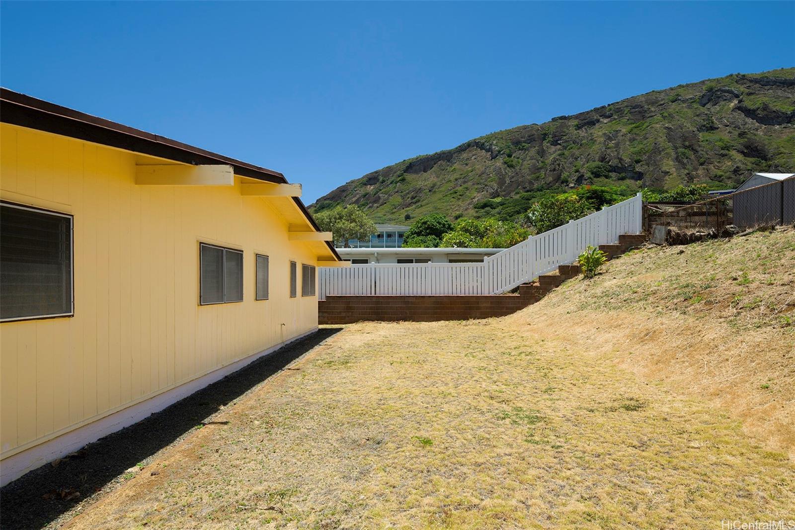 7285  Nuulolo Street Koko Head Terrace, Hawaii Kai home - photo 10 of 10