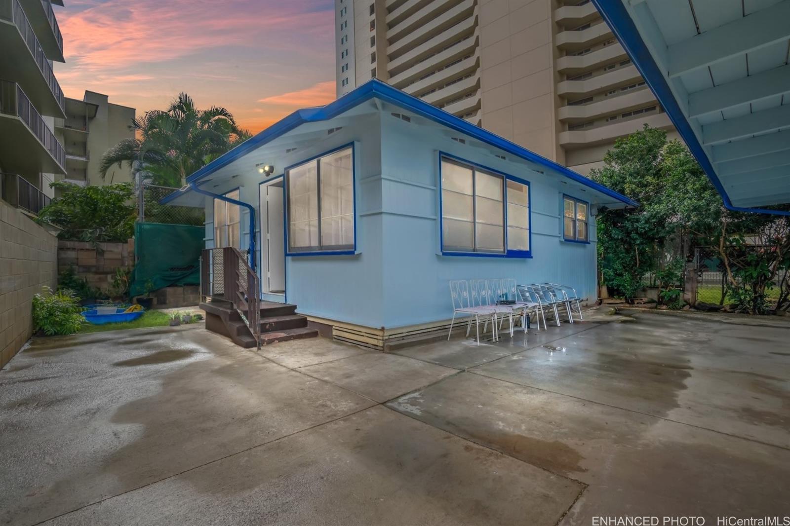 729  Ekela Ave Kapahulu, Honolulu home - photo 17 of 25