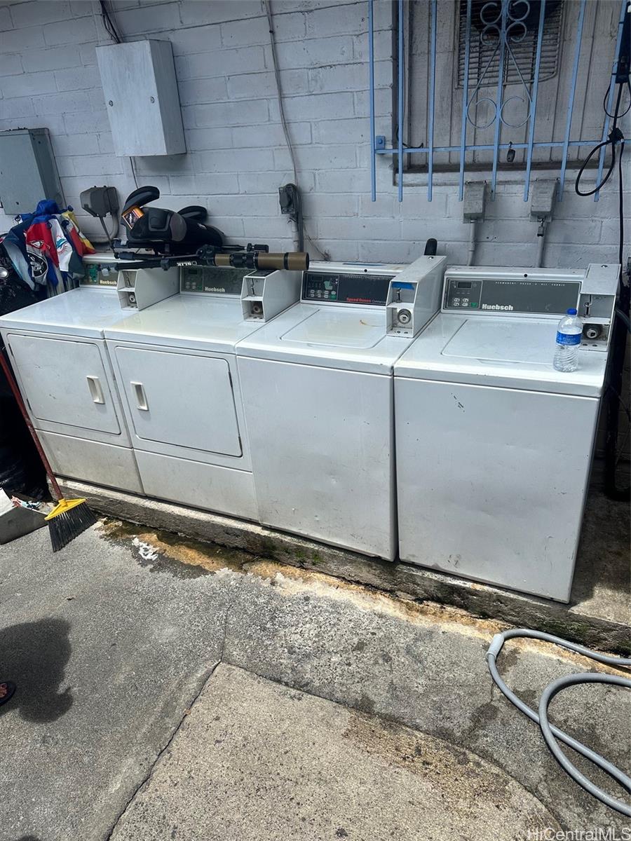 729 Kinau Street Honolulu - Multi-family - photo 6 of 6