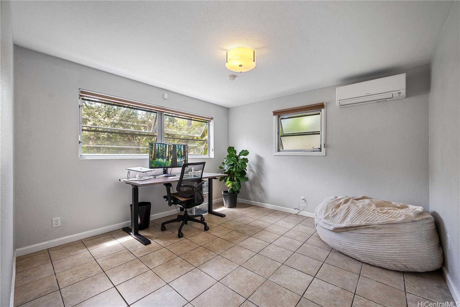 730  Ainapo Street Hahaione-lower, Hawaii Kai home - photo 17 of 25