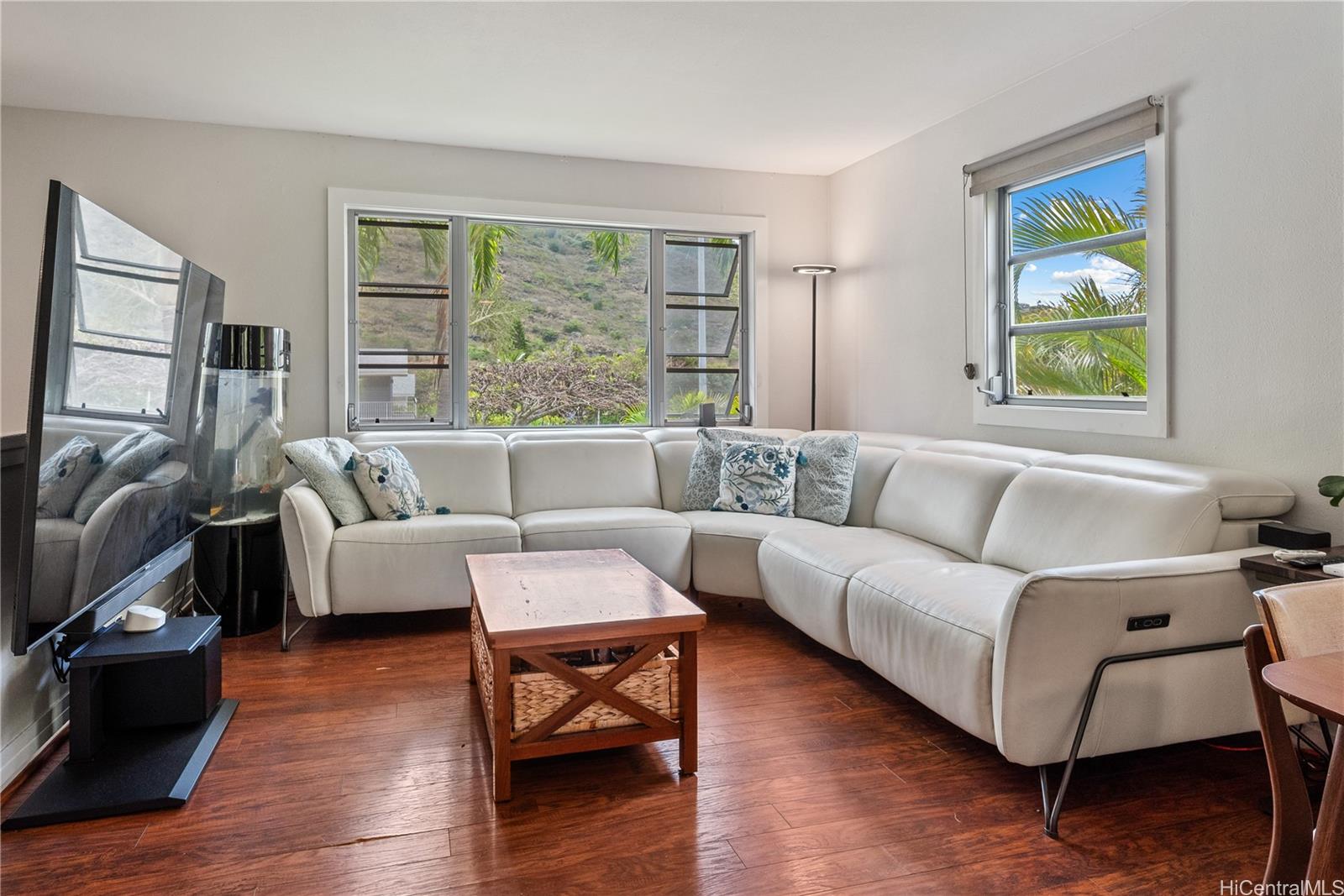 730  Ainapo Street Hahaione-lower, Hawaii Kai home - photo 5 of 25