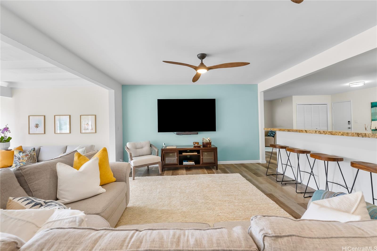 730  Kumukahi Place Spinnaker Isle, Hawaii Kai home - photo 9 of 24