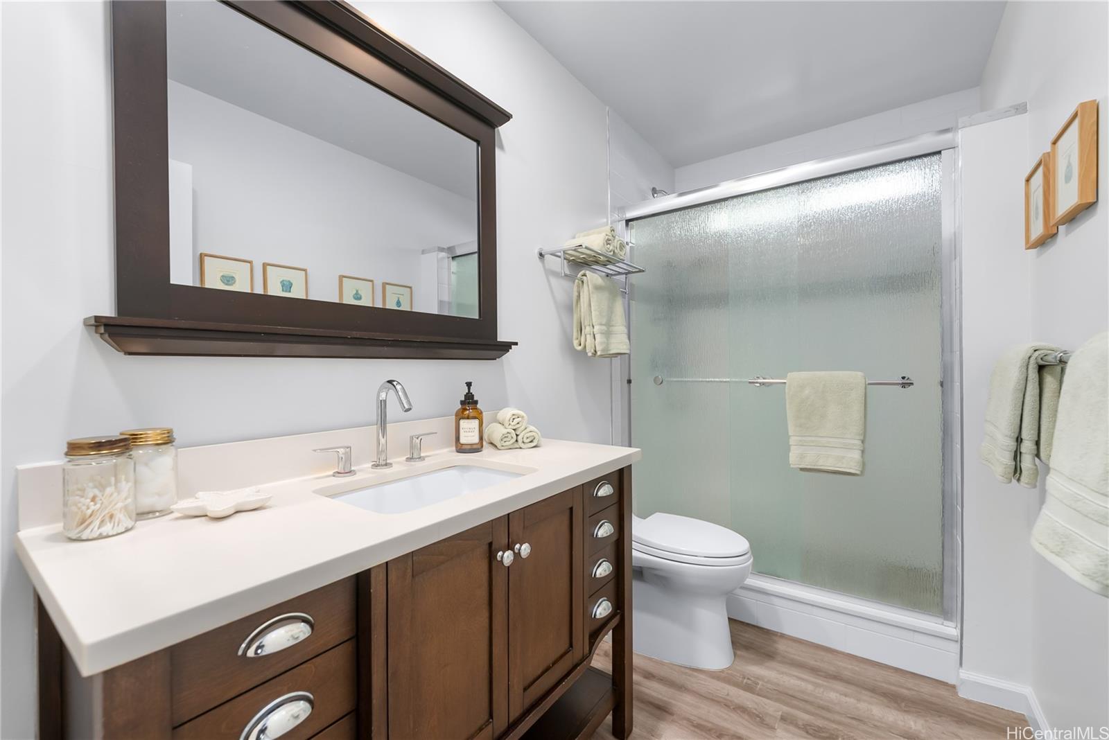 730  Kumukahi Place Spinnaker Isle, Hawaii Kai home - photo 18 of 24