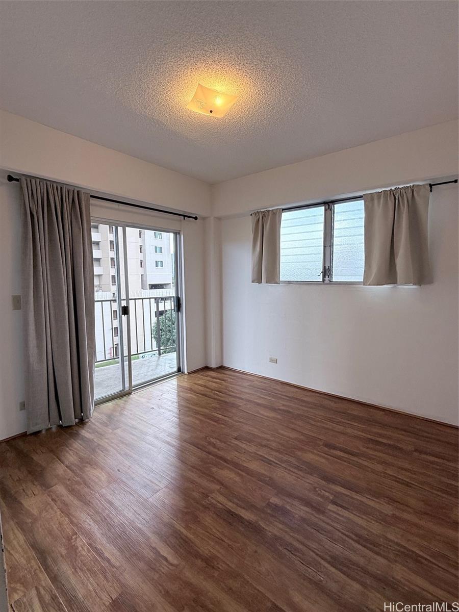 730 Makaleka Ave Honolulu - Rental - photo 10 of 12