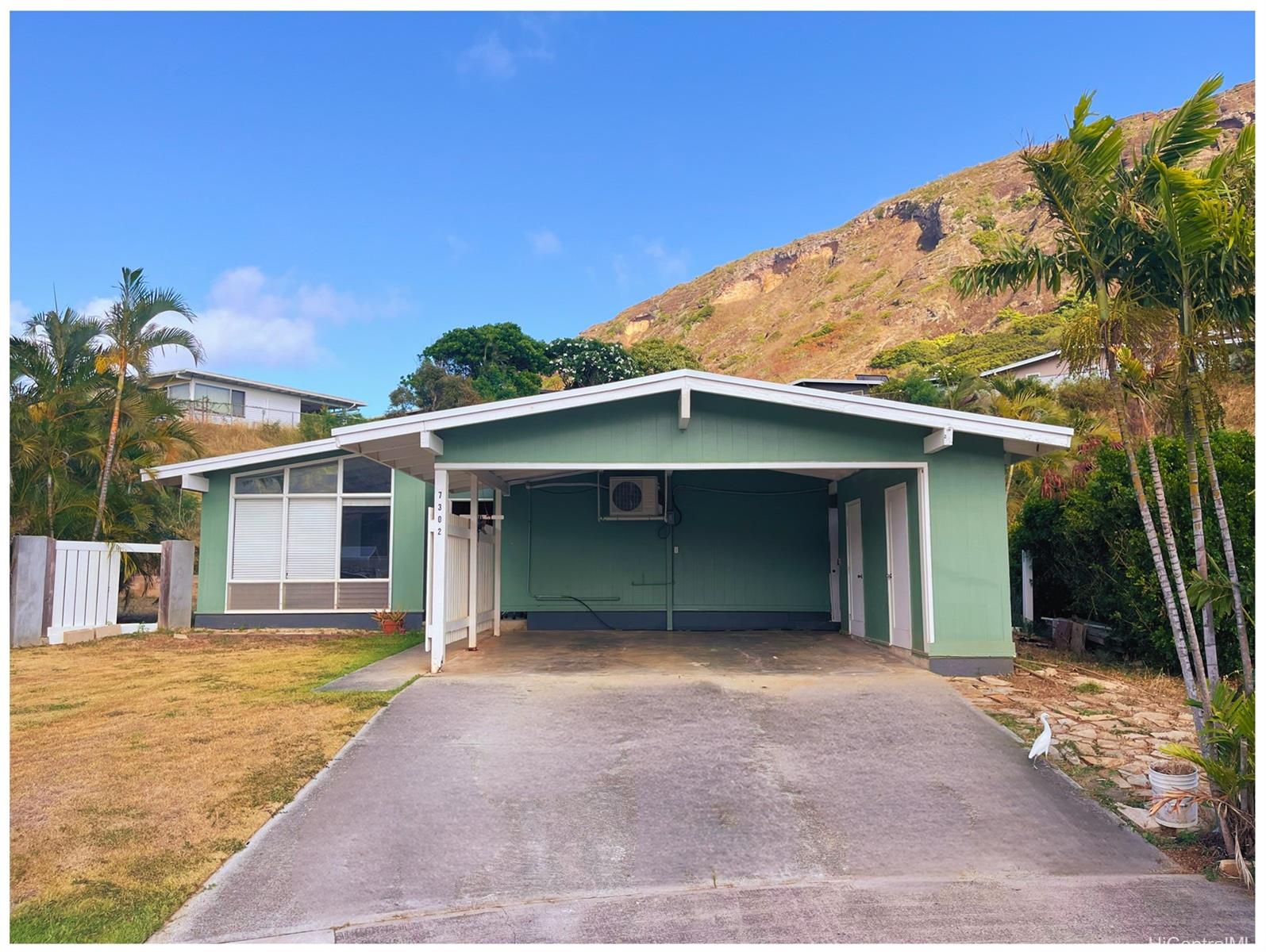 7302  Mokuone St Koko Head Terrace, Hawaii Kai home - photo 20 of 23