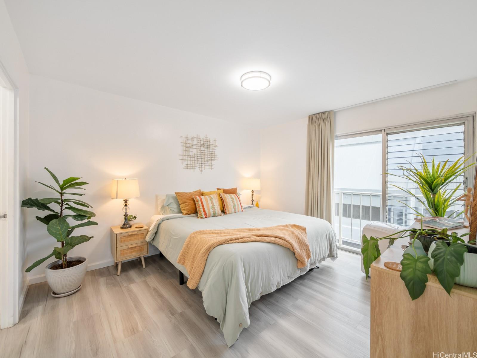 Coty Tower condo # 1503, Honolulu, Hawaii - photo 15 of 25