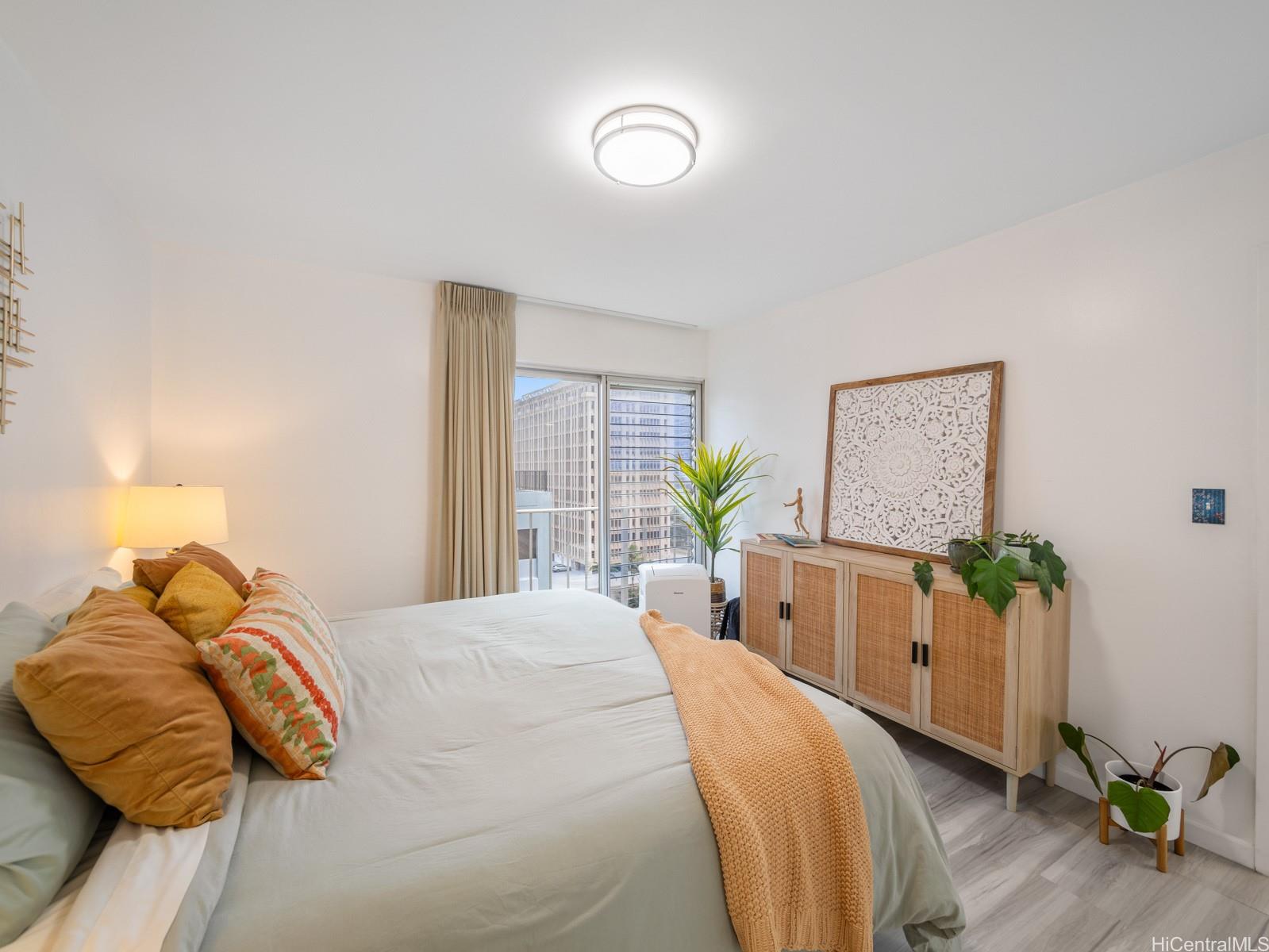 Coty Tower condo # 1503, Honolulu, Hawaii - photo 17 of 25