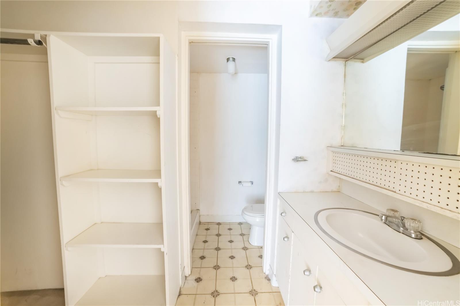 Coty Tower condo # 303, Honolulu, Hawaii - photo 8 of 20