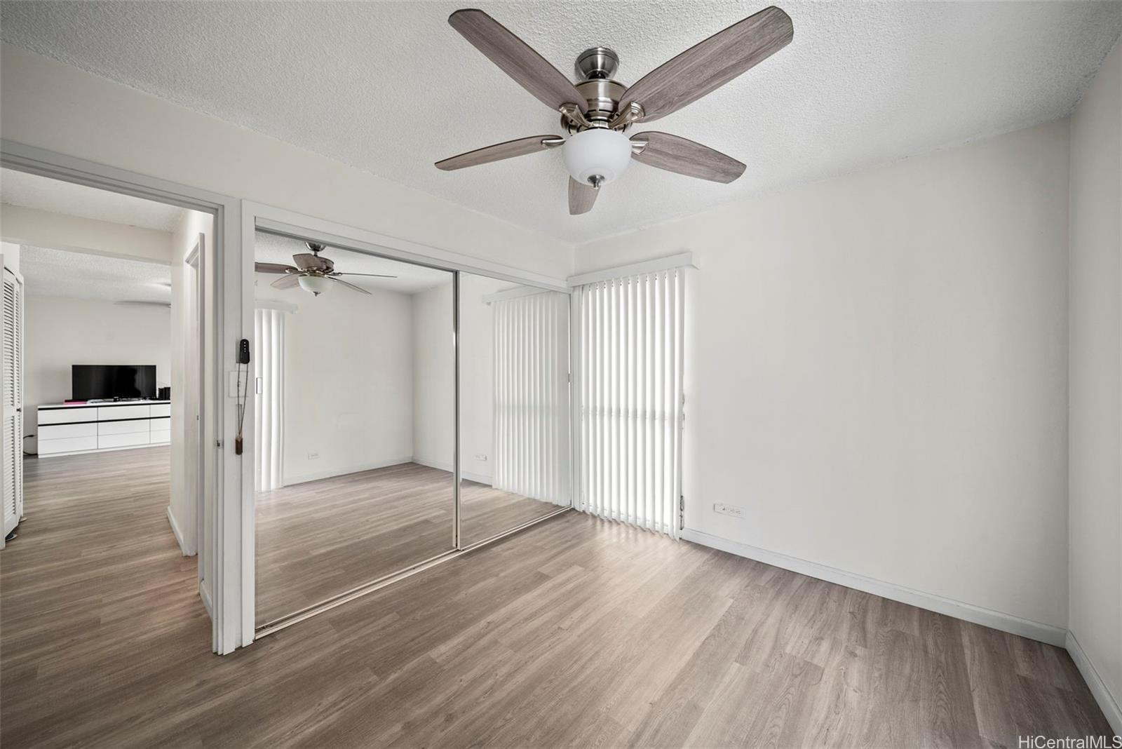 Coty Tower condo # 402, Honolulu, Hawaii - photo 6 of 14