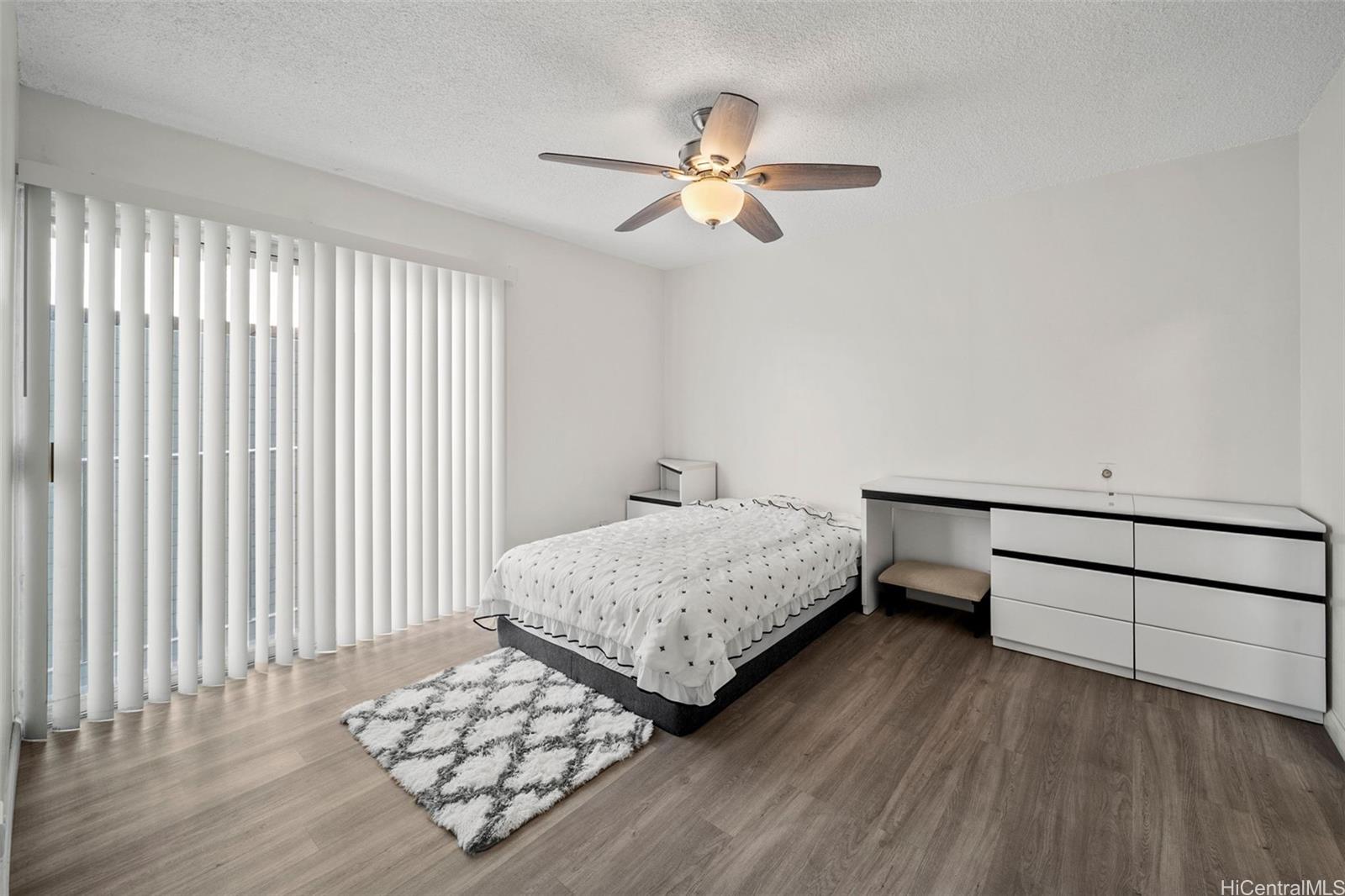 Coty Tower condo # 402, Honolulu, Hawaii - photo 10 of 14