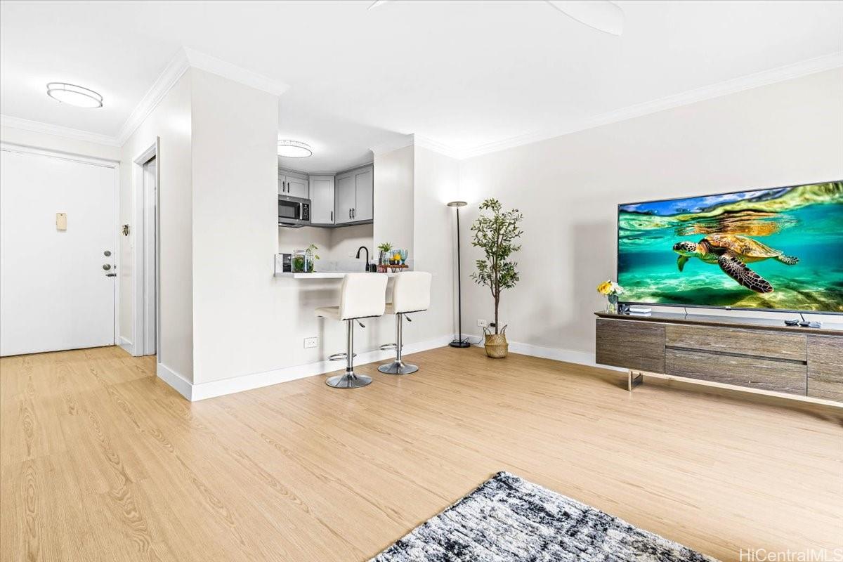 Coty Tower condo # 904, Honolulu, Hawaii - photo 2 of 25