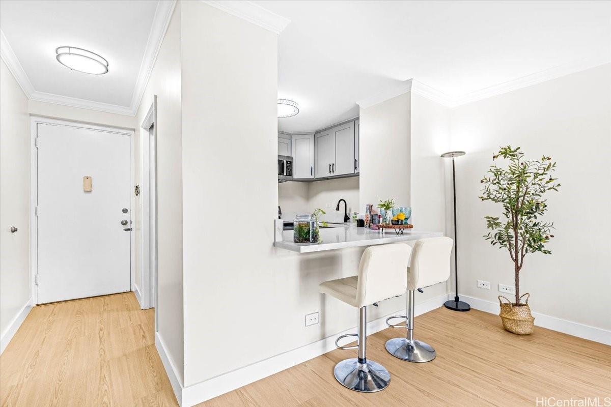 Coty Tower condo # 904, Honolulu, Hawaii - photo 5 of 25