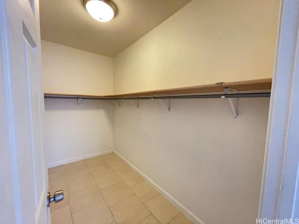 732 Birch St Honolulu - Rental - photo 17 of 23