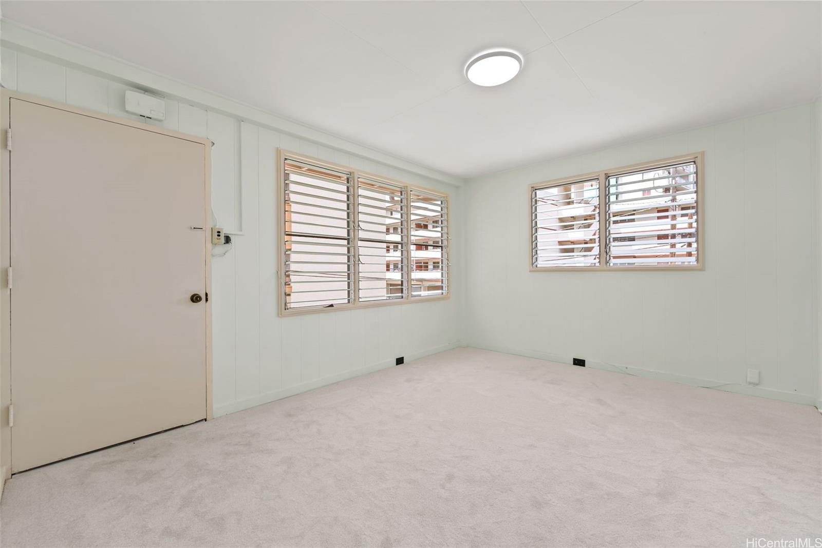 735 Lukepane Ave Honolulu - Multi-family - photo 6 of 15