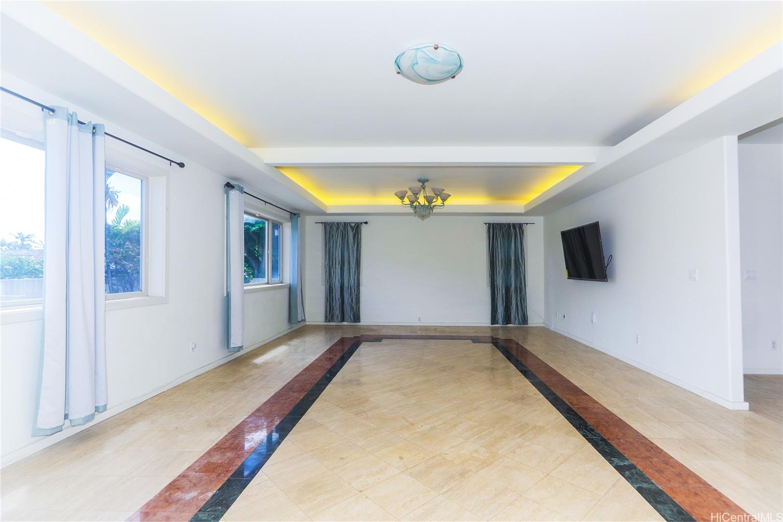 736  Ulili Street Kahala Area, Diamond Head home - photo 20 of 25