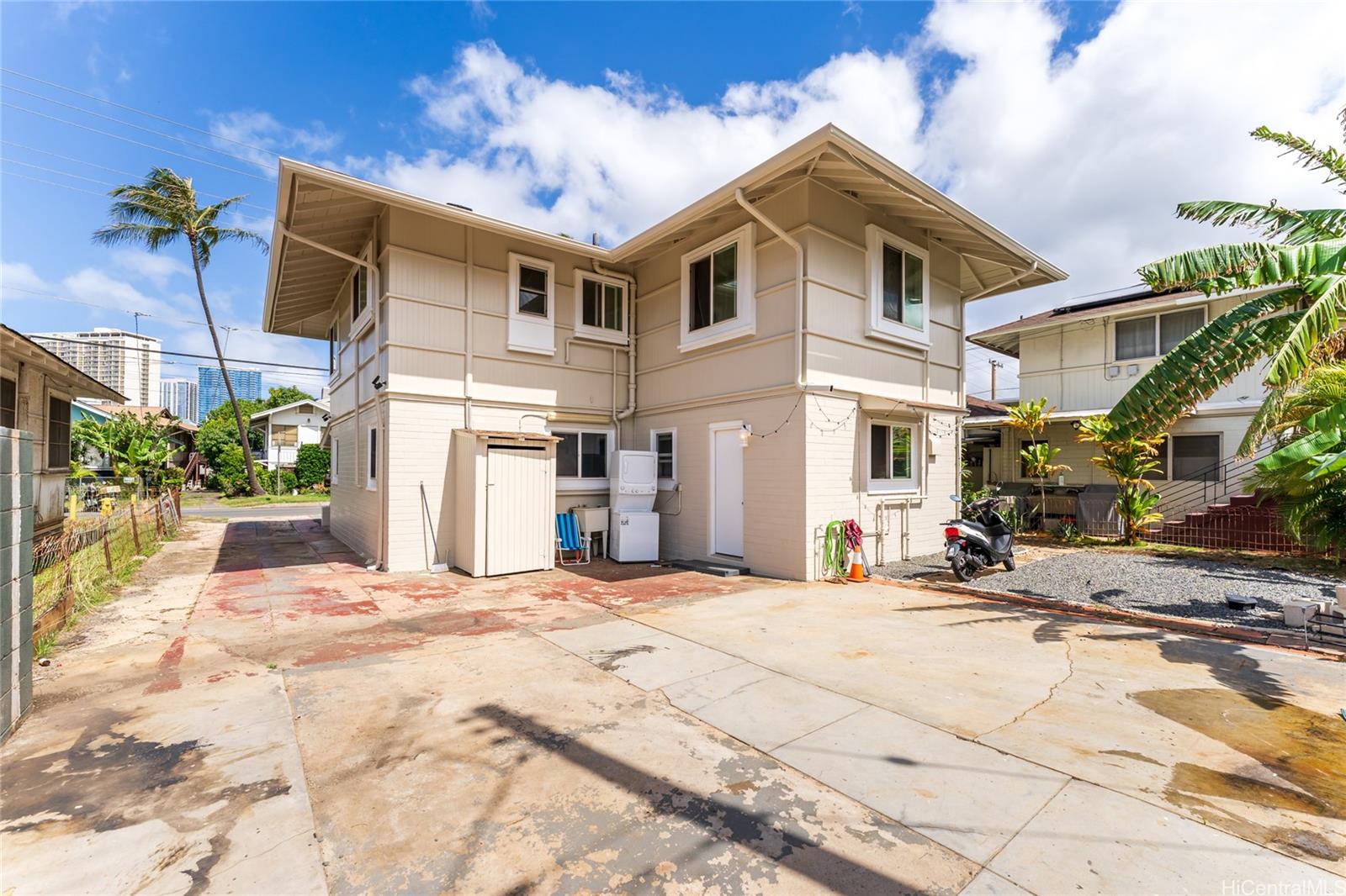 737  Hauoli St Mccully, Honolulu home - photo 19 of 19