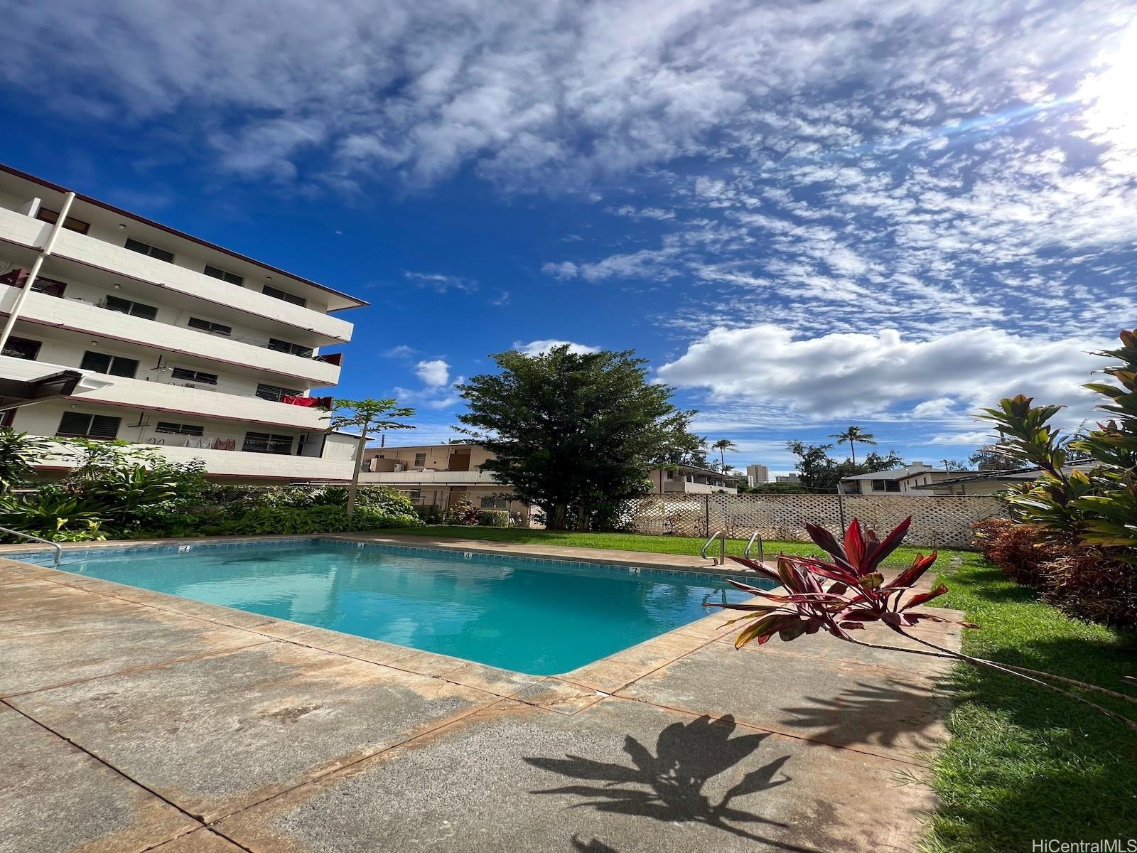 Summer Villa condo # 1101, Honolulu, Hawaii - photo 16 of 18