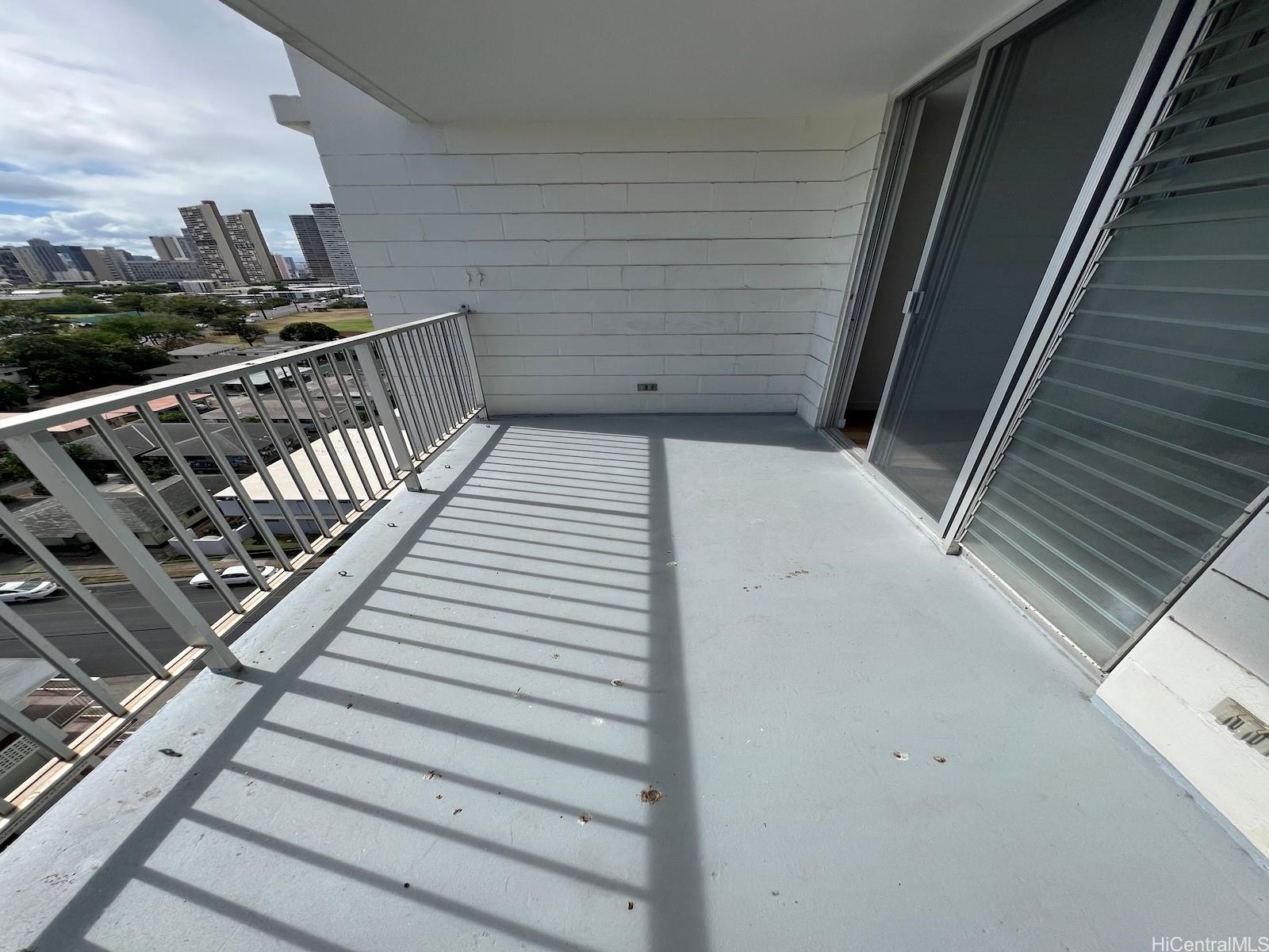 Summer Villa condo # 1101, Honolulu, Hawaii - photo 7 of 18