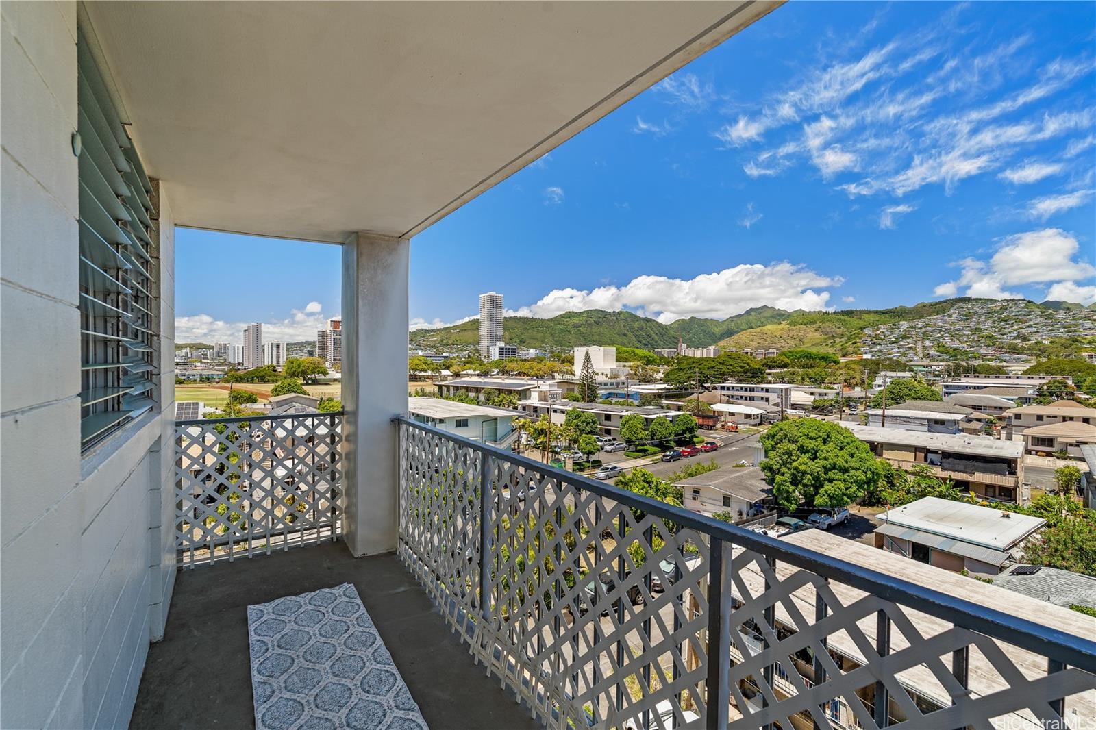 Summer Villa condo # 602, Honolulu, Hawaii - photo 2 of 25