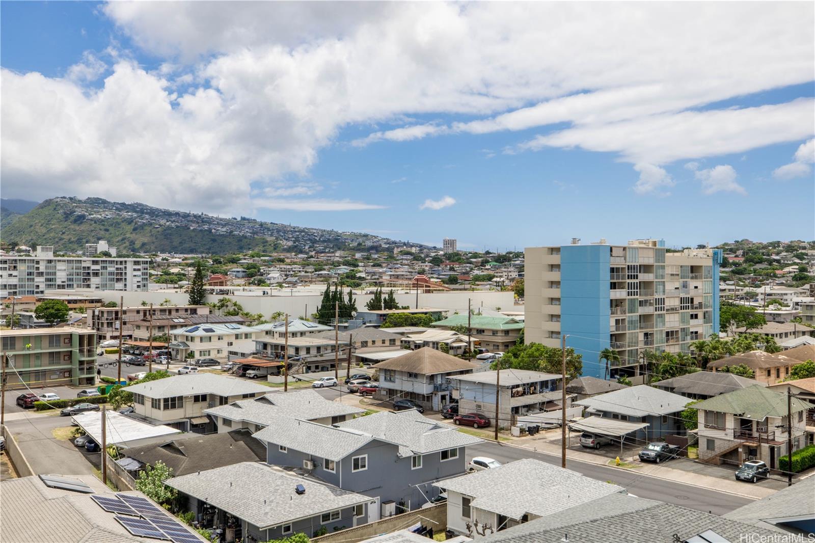 Summer Villa condo # 702, Honolulu, Hawaii - photo 16 of 24