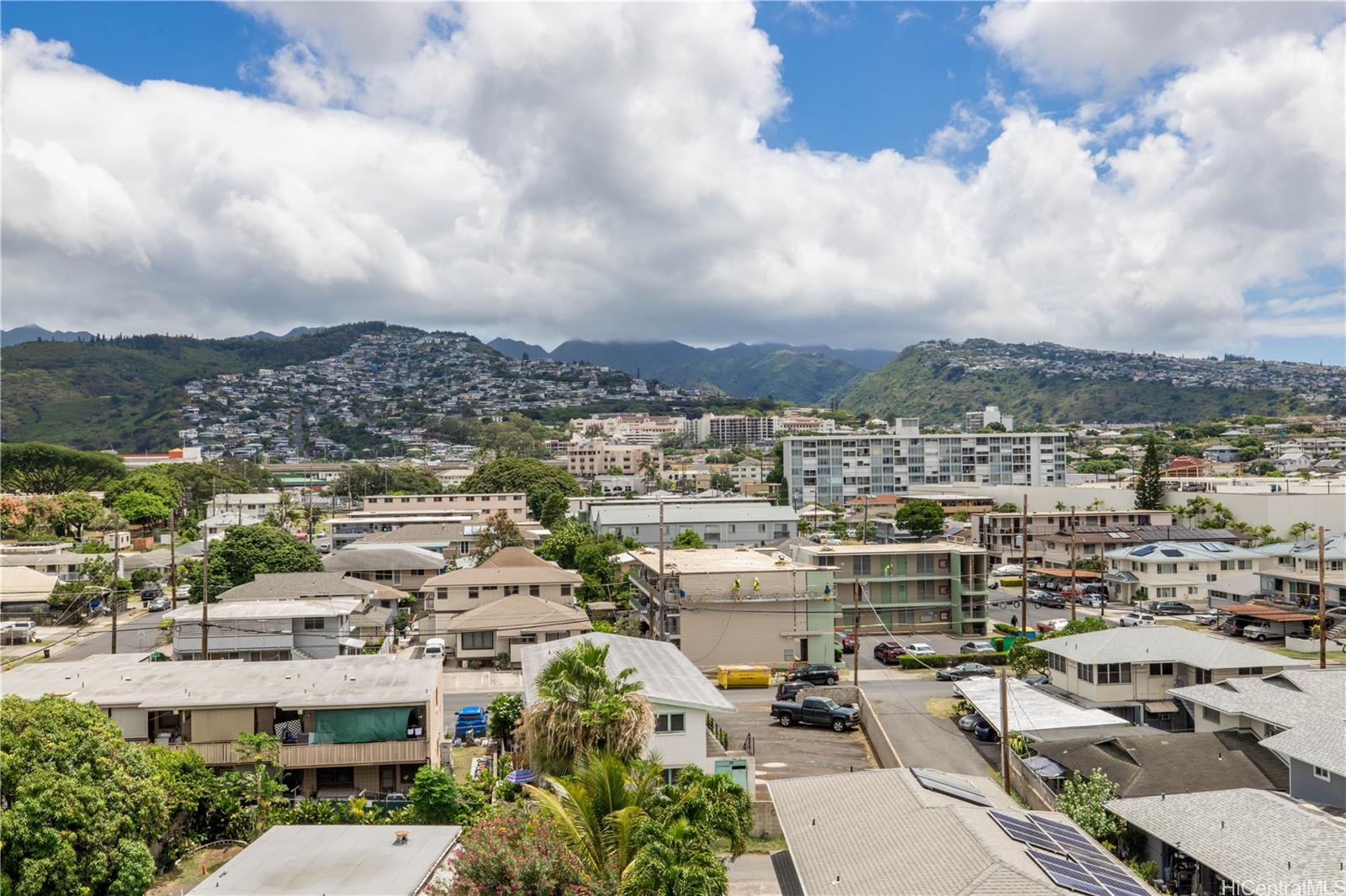 Summer Villa condo # 702, Honolulu, Hawaii - photo 17 of 24