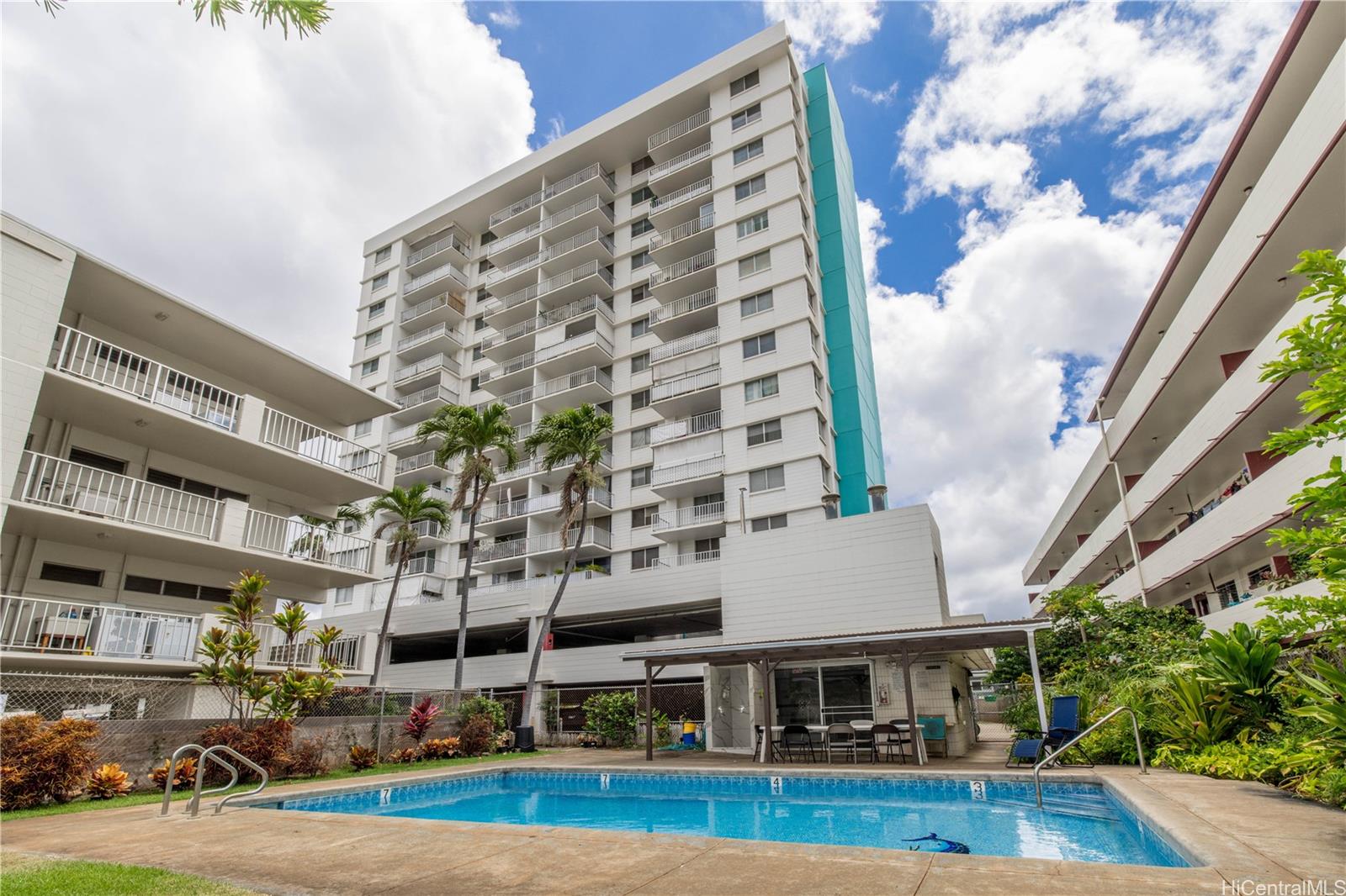 Summer Villa condo # 702, Honolulu, Hawaii - photo 3 of 24