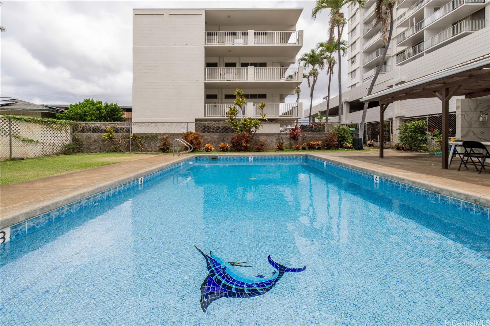 Summer Villa condo # 702, Honolulu, Hawaii - photo 22 of 24