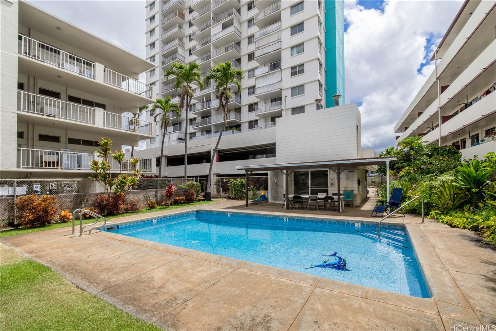 Summer Villa condo # 702, Honolulu, Hawaii - photo 23 of 24