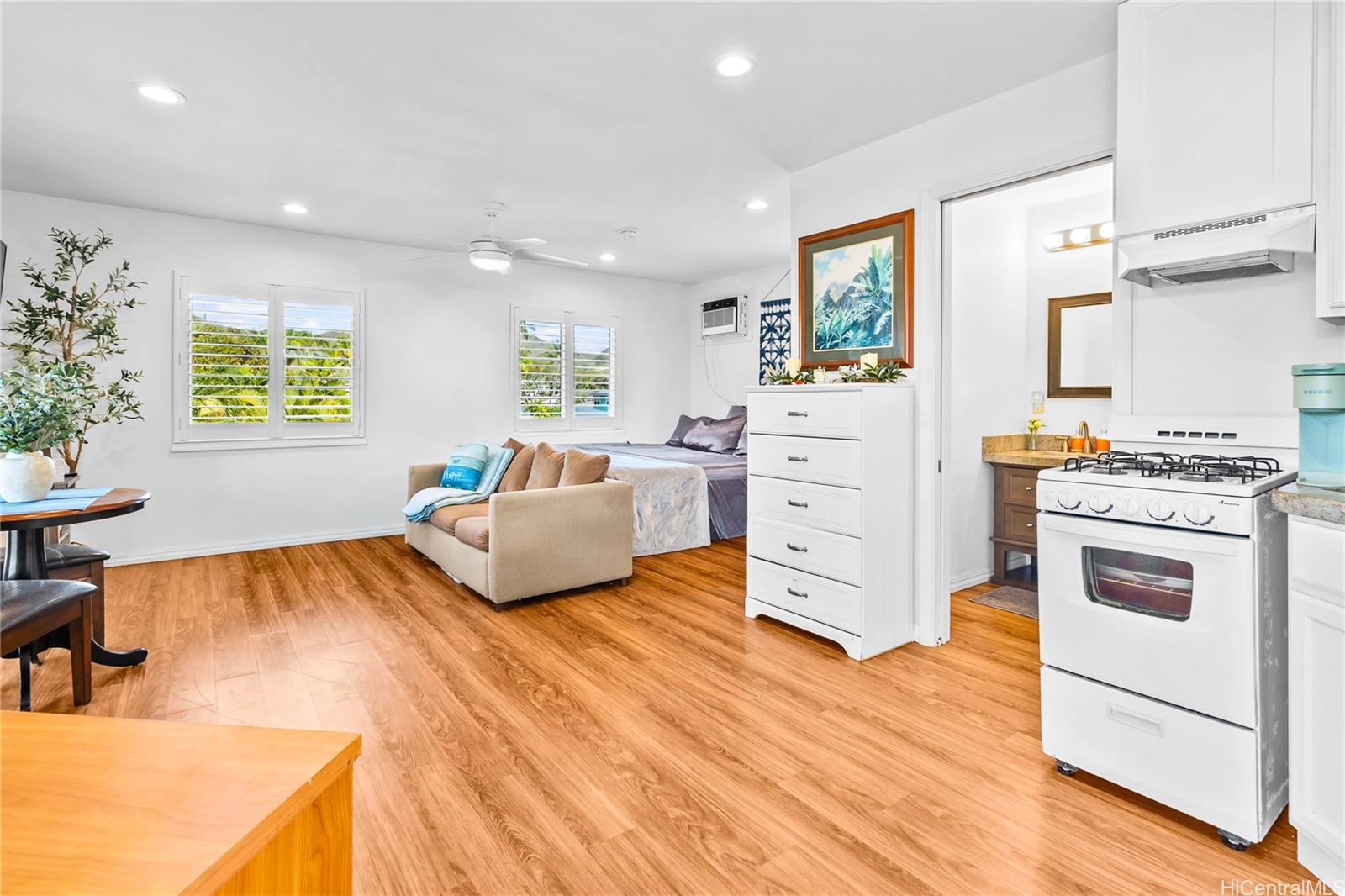 738  Kanaha Street Koolaupoko, Kailua home - photo 20 of 25