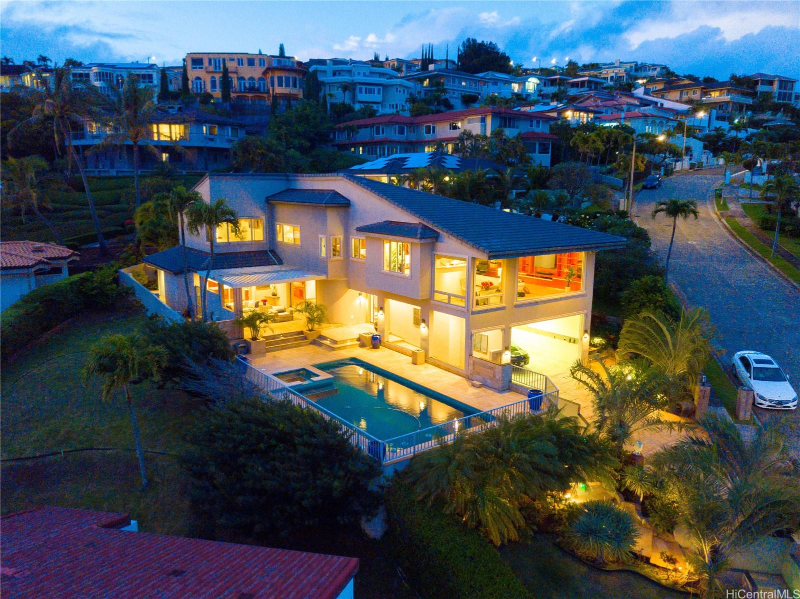 738  Kaulana Place Hawaii Loa Ridge, Diamond Head home - photo 21 of 23