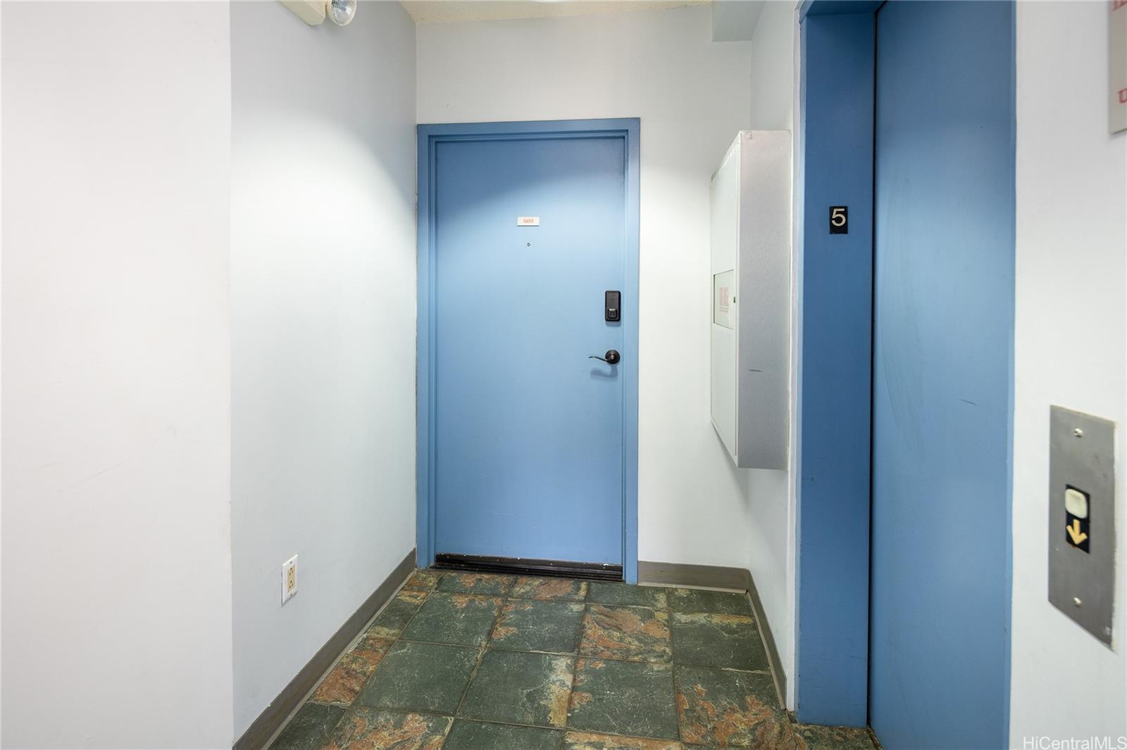 Palani Vista condo # 502, Honolulu, Hawaii - photo 18 of 21