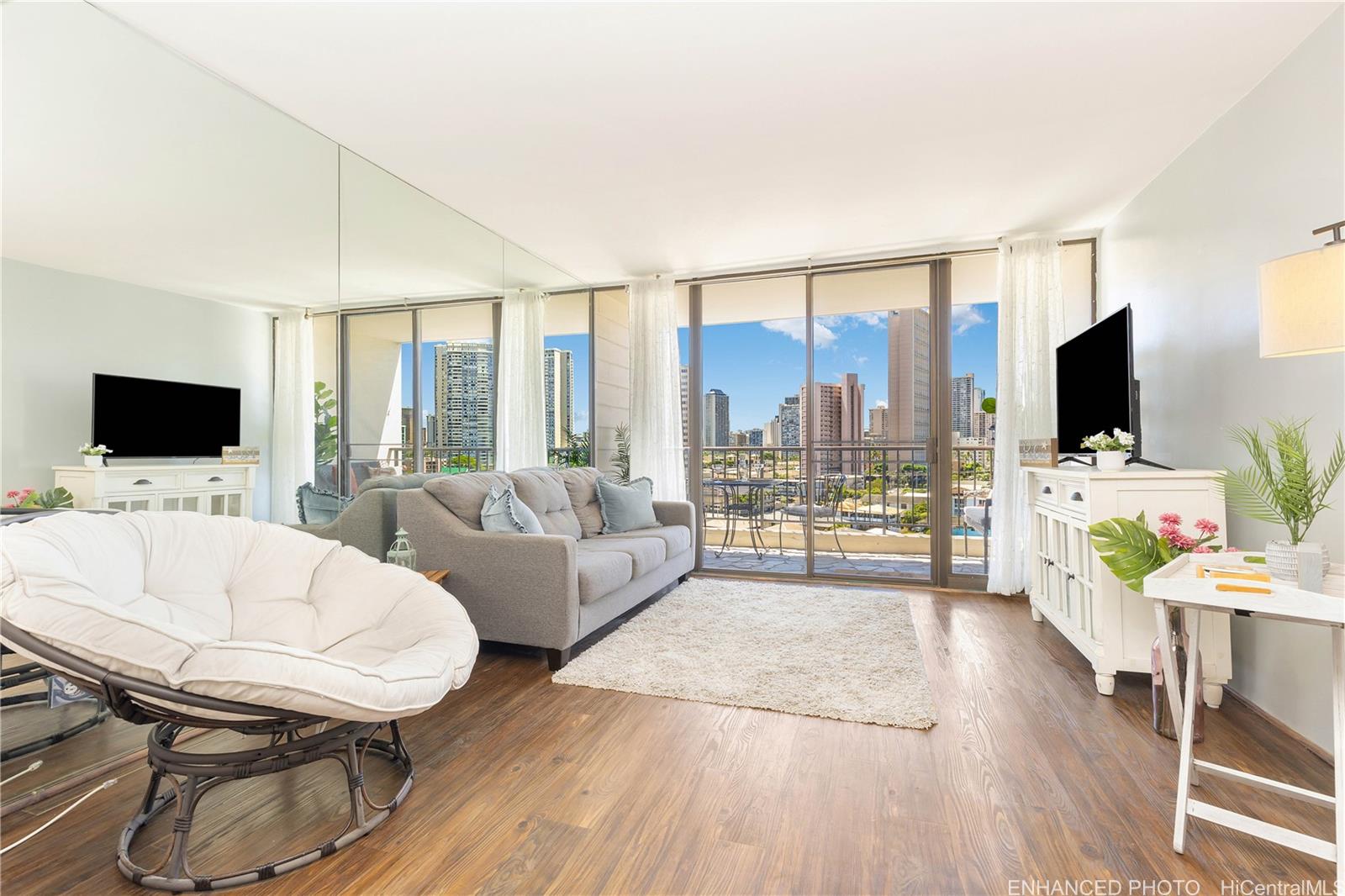 Hausten condo # 901, Honolulu, Hawaii - photo 2 of 24